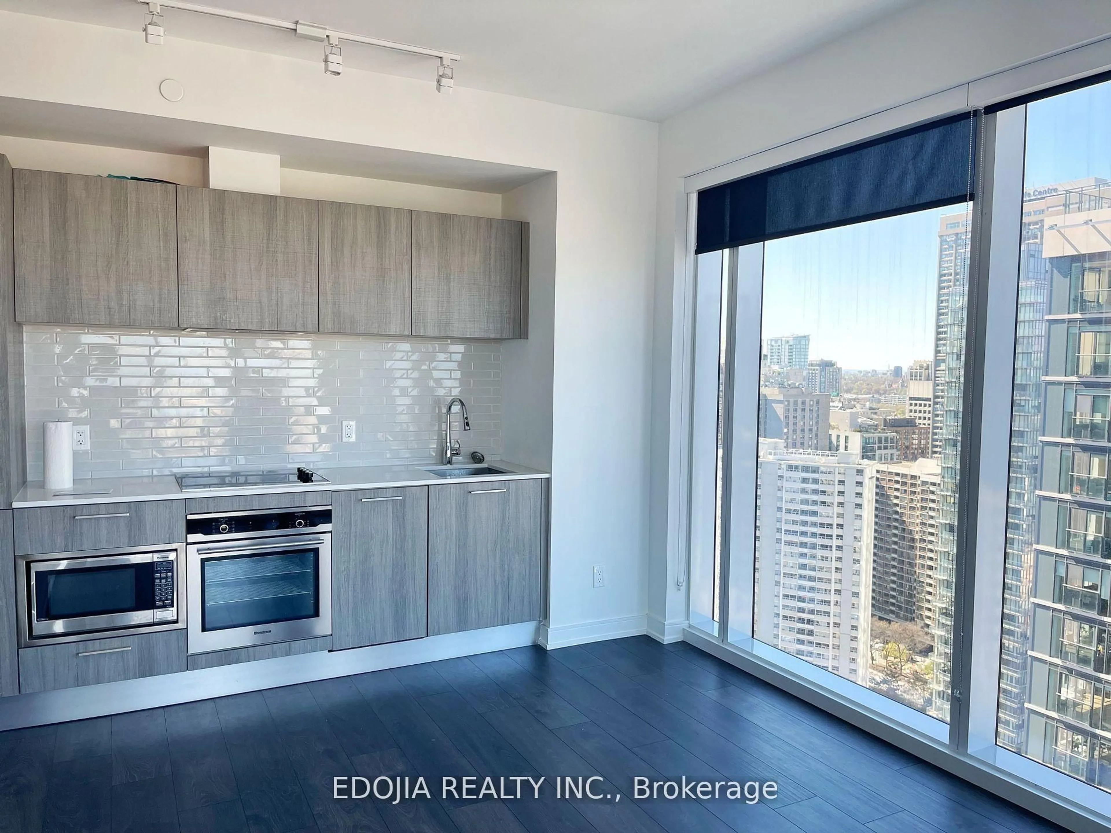 Unknown for 3 Gloucester St #3502, Toronto Ontario M4Y 0C6