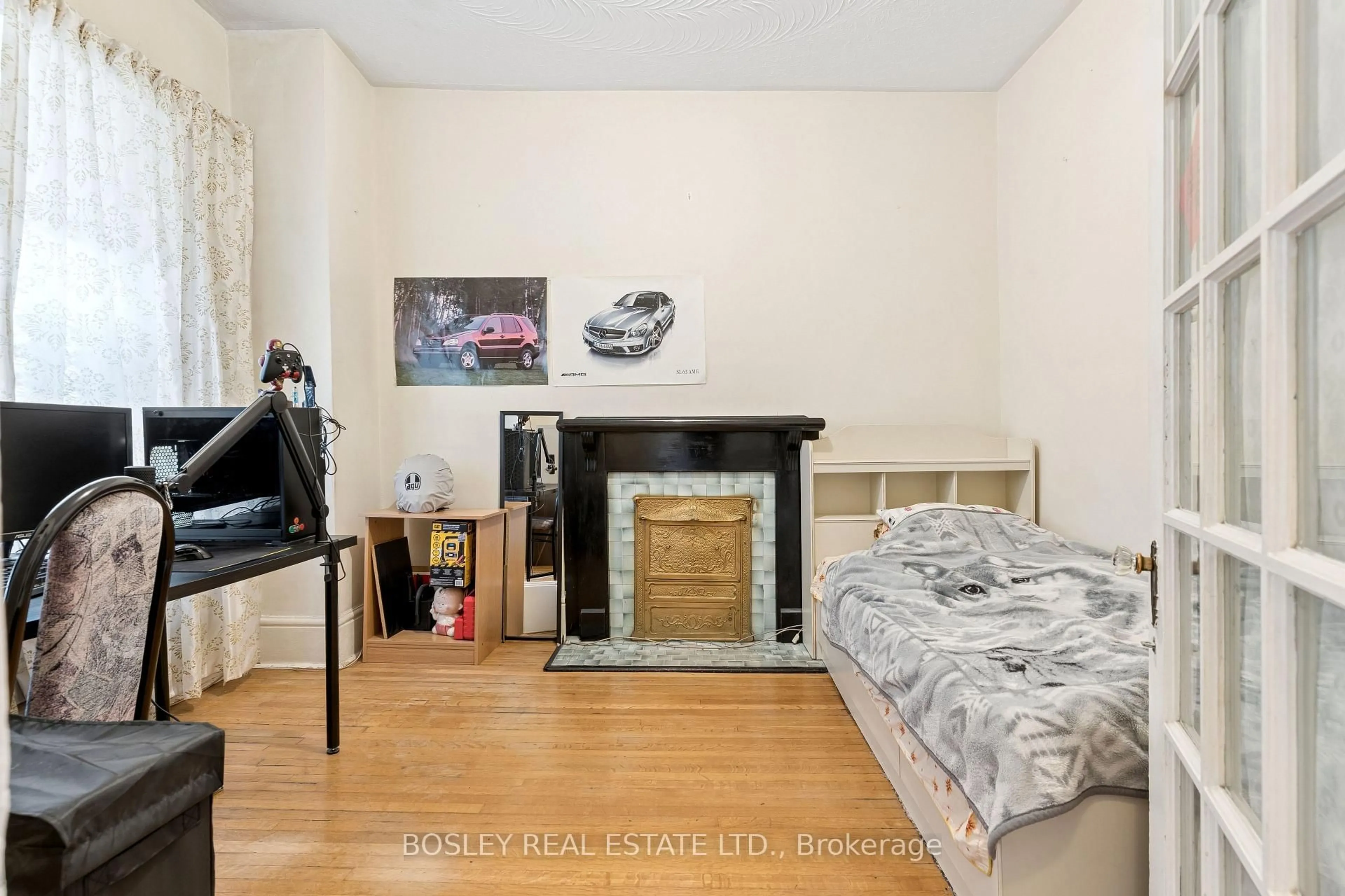 A pic of a room for 183 Gladstone Ave, Toronto Ontario M6J 3L3