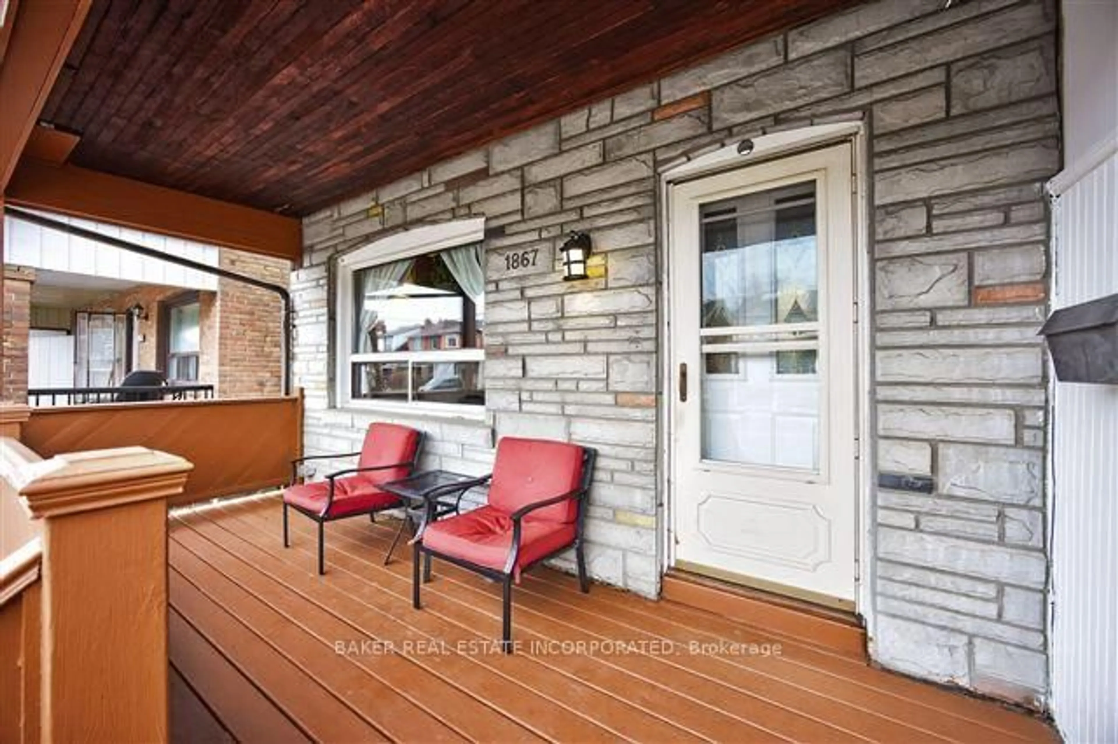 Patio, unknown for 1867 Dufferin St, Toronto Ontario M6E 3P5