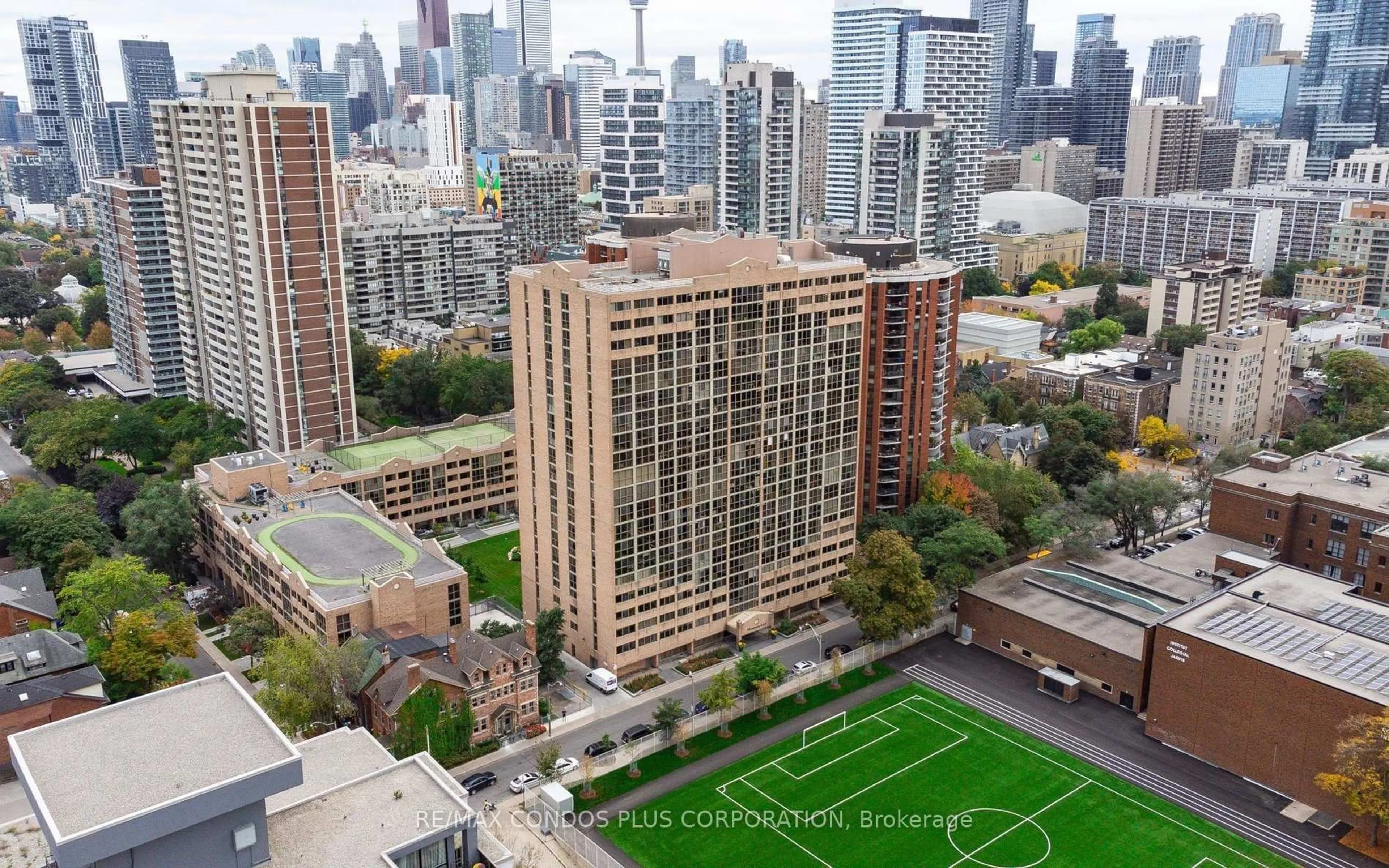 A pic from outside/outdoor area/front of a property/back of a property/a pic from drone, city buildings view from balcony for 15 Maitland Pl #204, Toronto Ontario M4Y 2X3