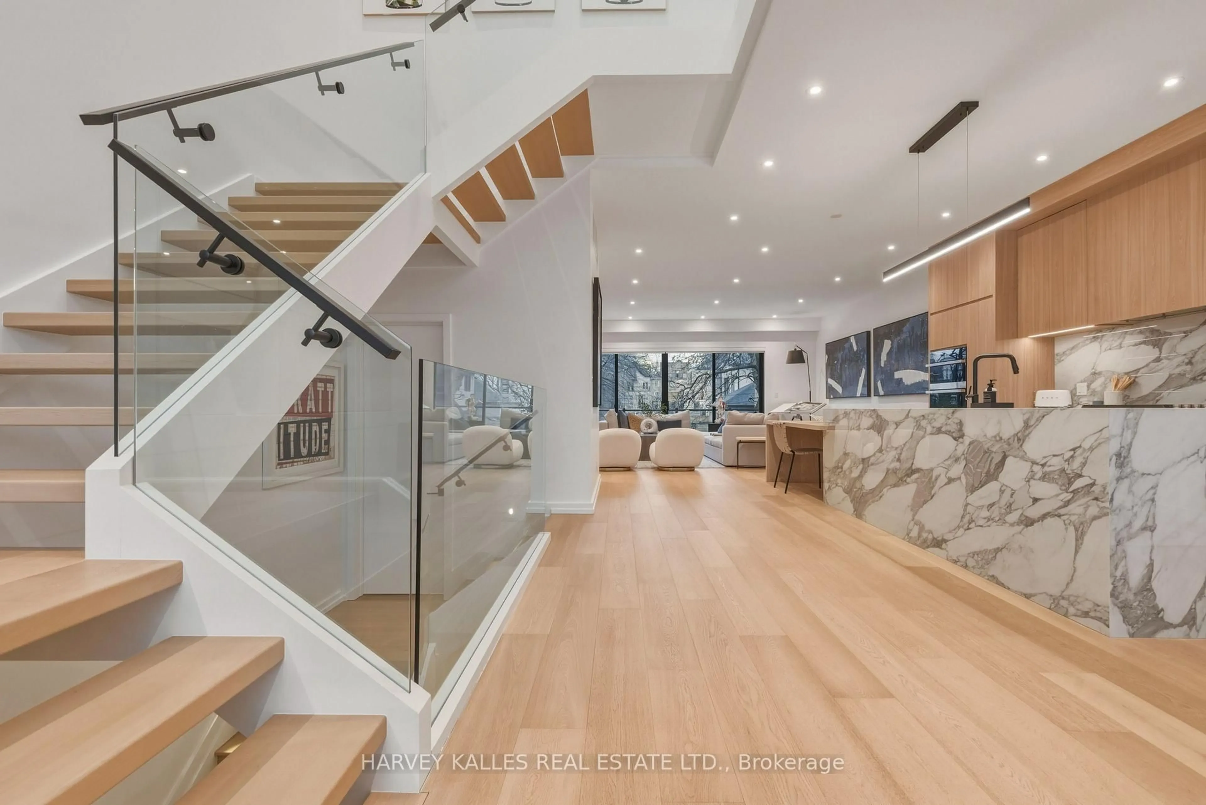 Unknown for 45 Gloucester Grve, Toronto Ontario M6C 2A2