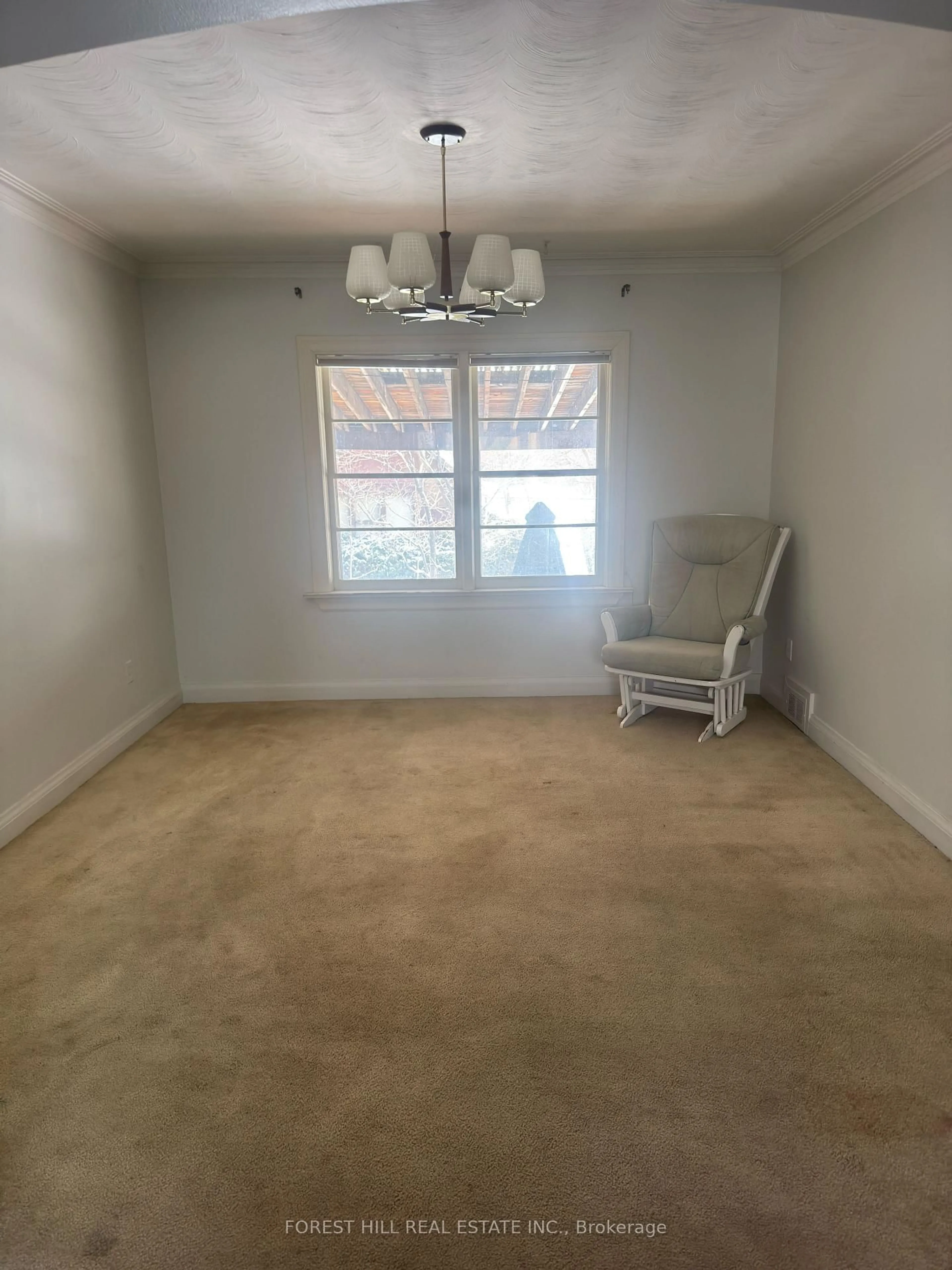 A pic of a room for 87 Connaught Ave, Toronto Ontario M2M 1G9