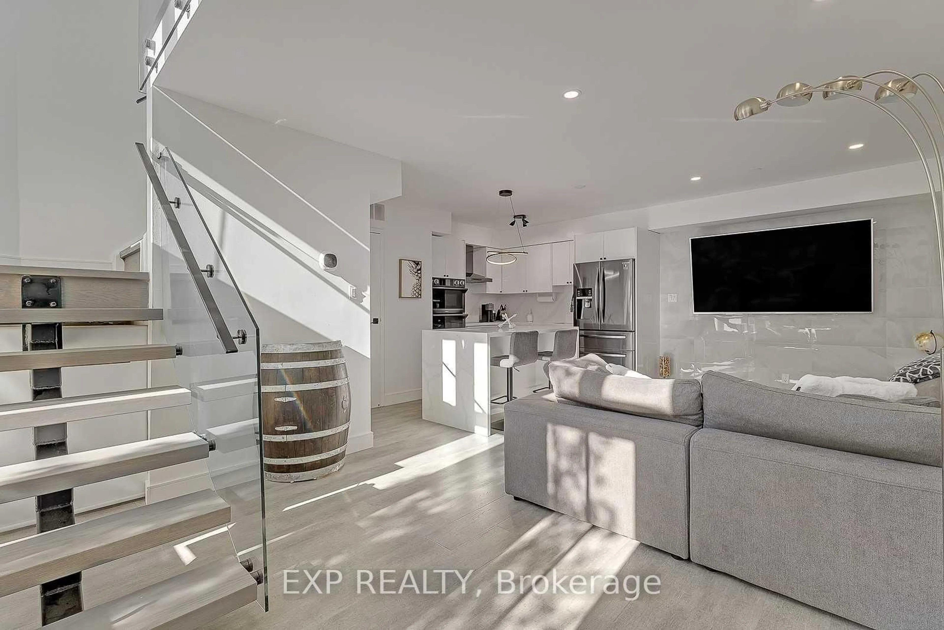 Open concept kitchen, unknown for 50 East Liberty St #1111, Toronto Ontario M6K 3P3