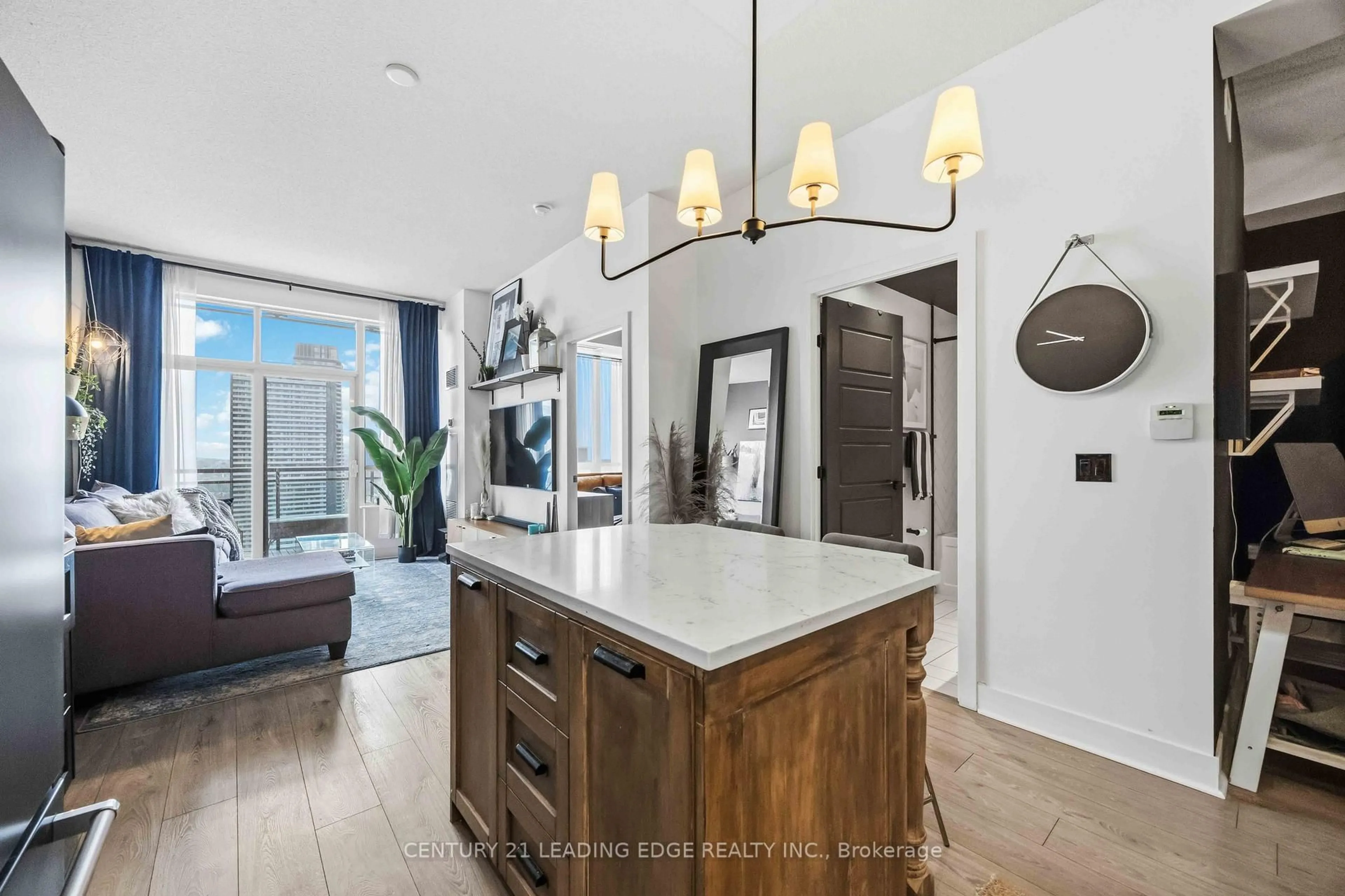 Open concept kitchen, unknown for 28 Linden St #2203, Toronto Ontario M4Y 0A4