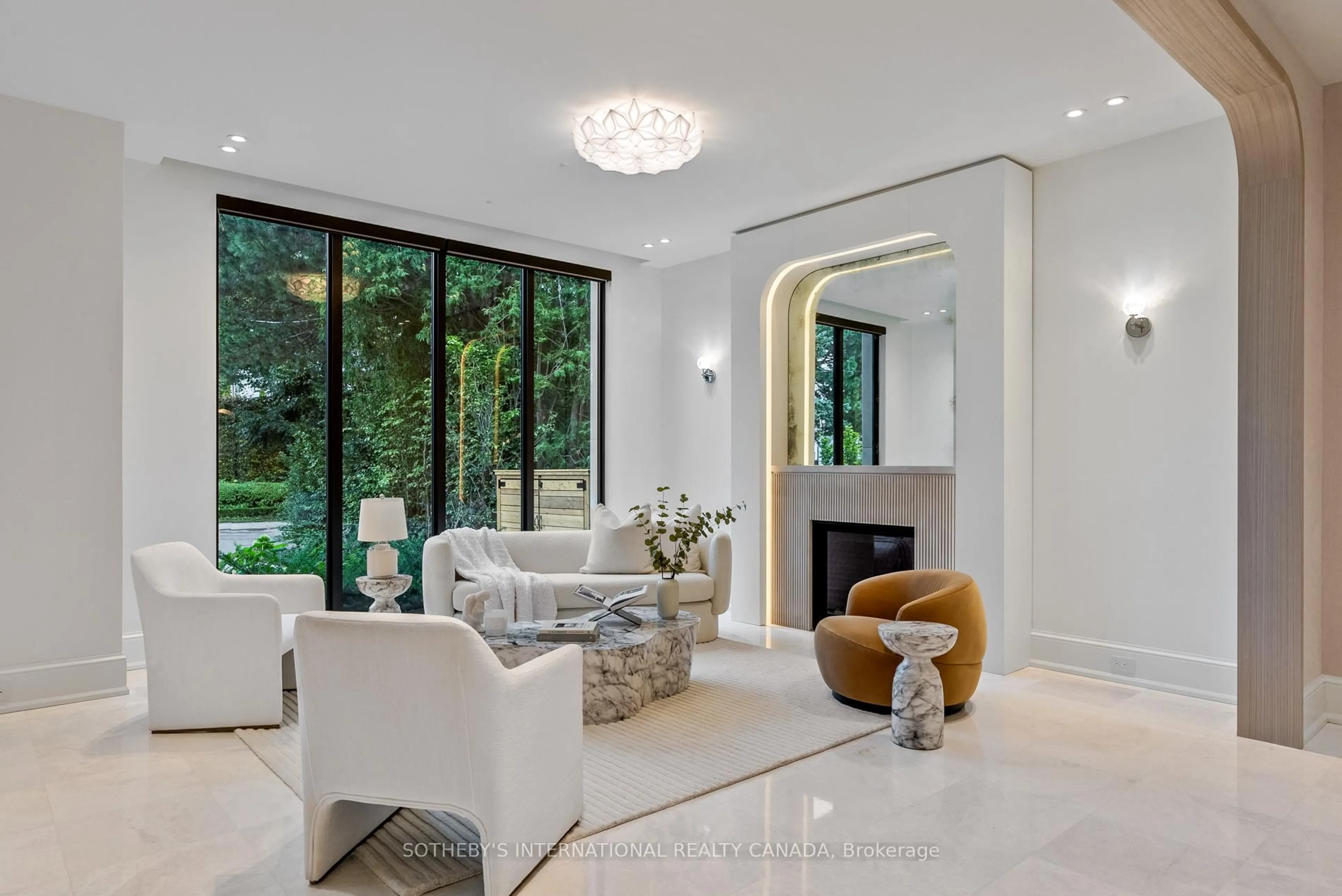 Unknown for 84 Old Forest Hill Rd, Toronto Ontario M5P 2R5