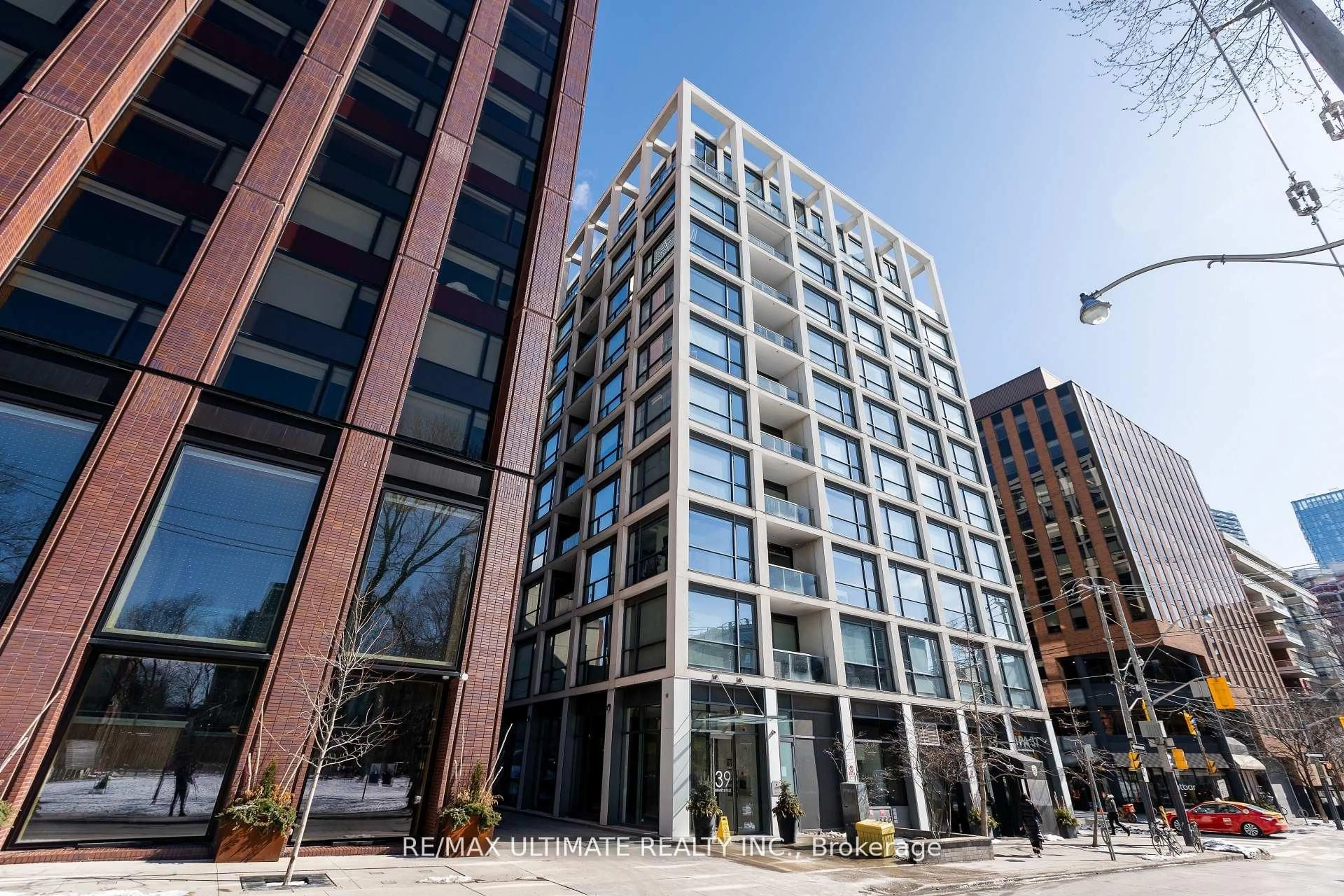 Unknown for 39 Brant St #206, Toronto Ontario M5V 0M8