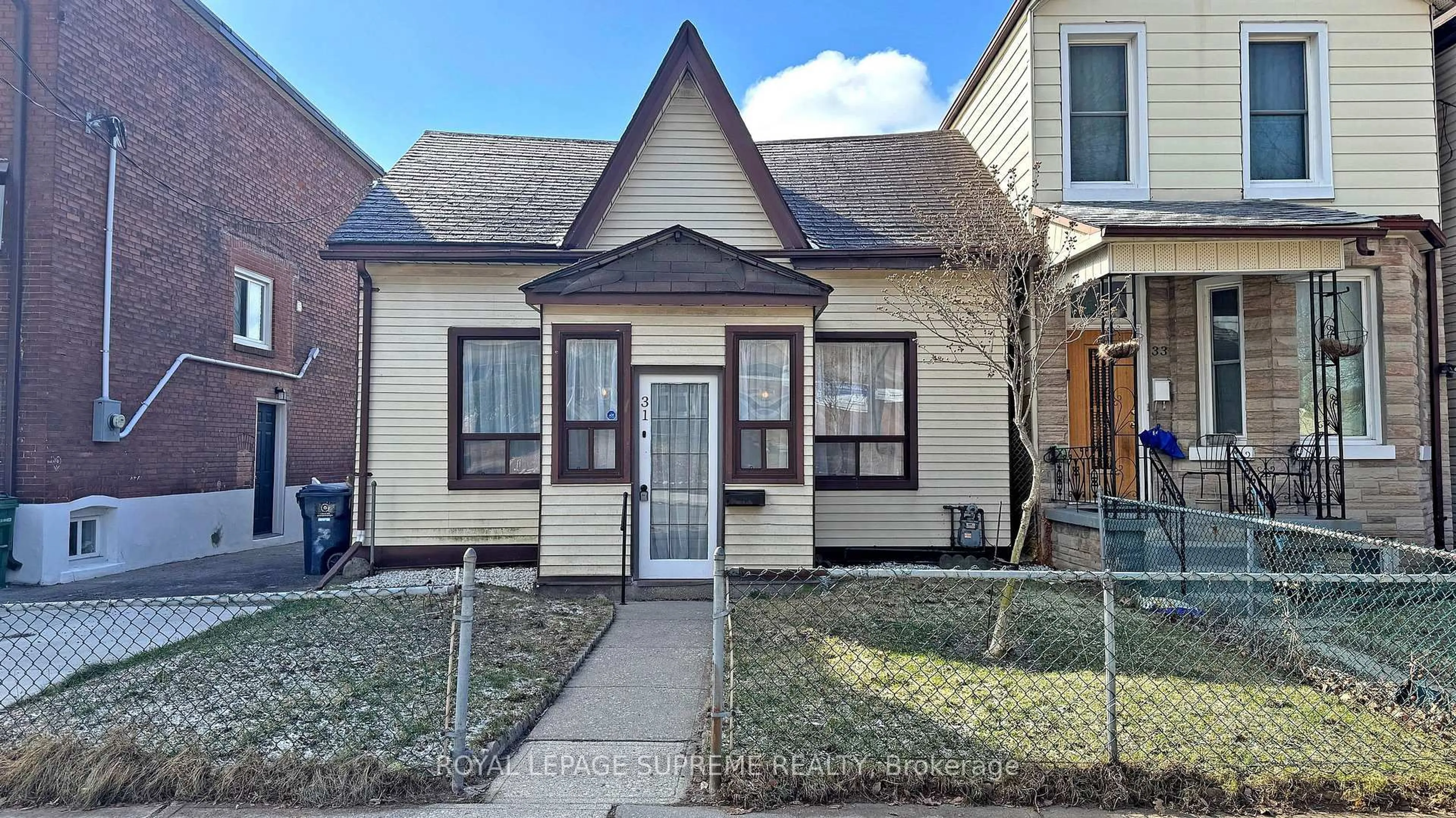 Unknown for 31 Shirley St, Toronto Ontario M6K 1S8