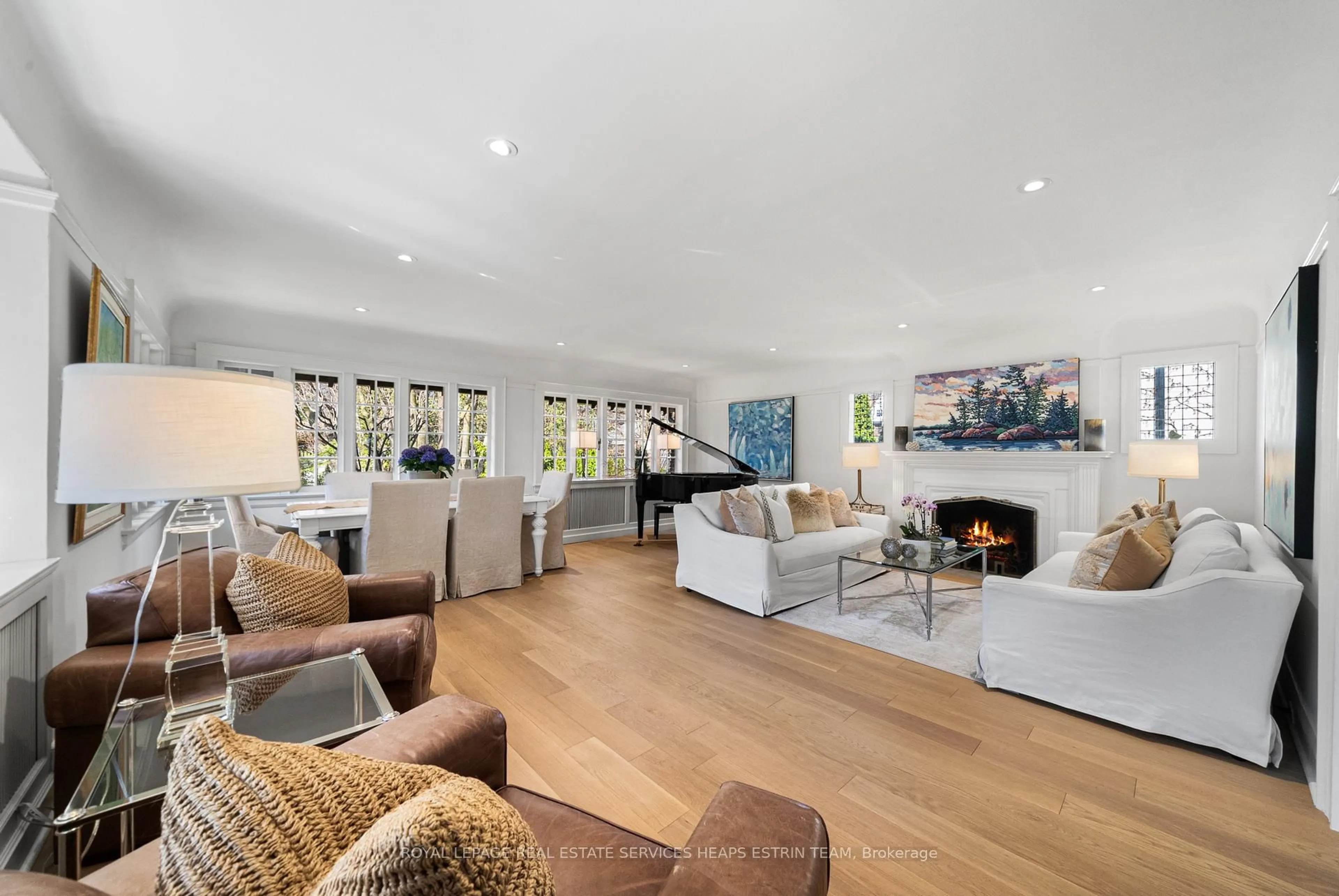 Living room with furniture, unknown for 112 Douglas Dr, Toronto Ontario M4W 2B5