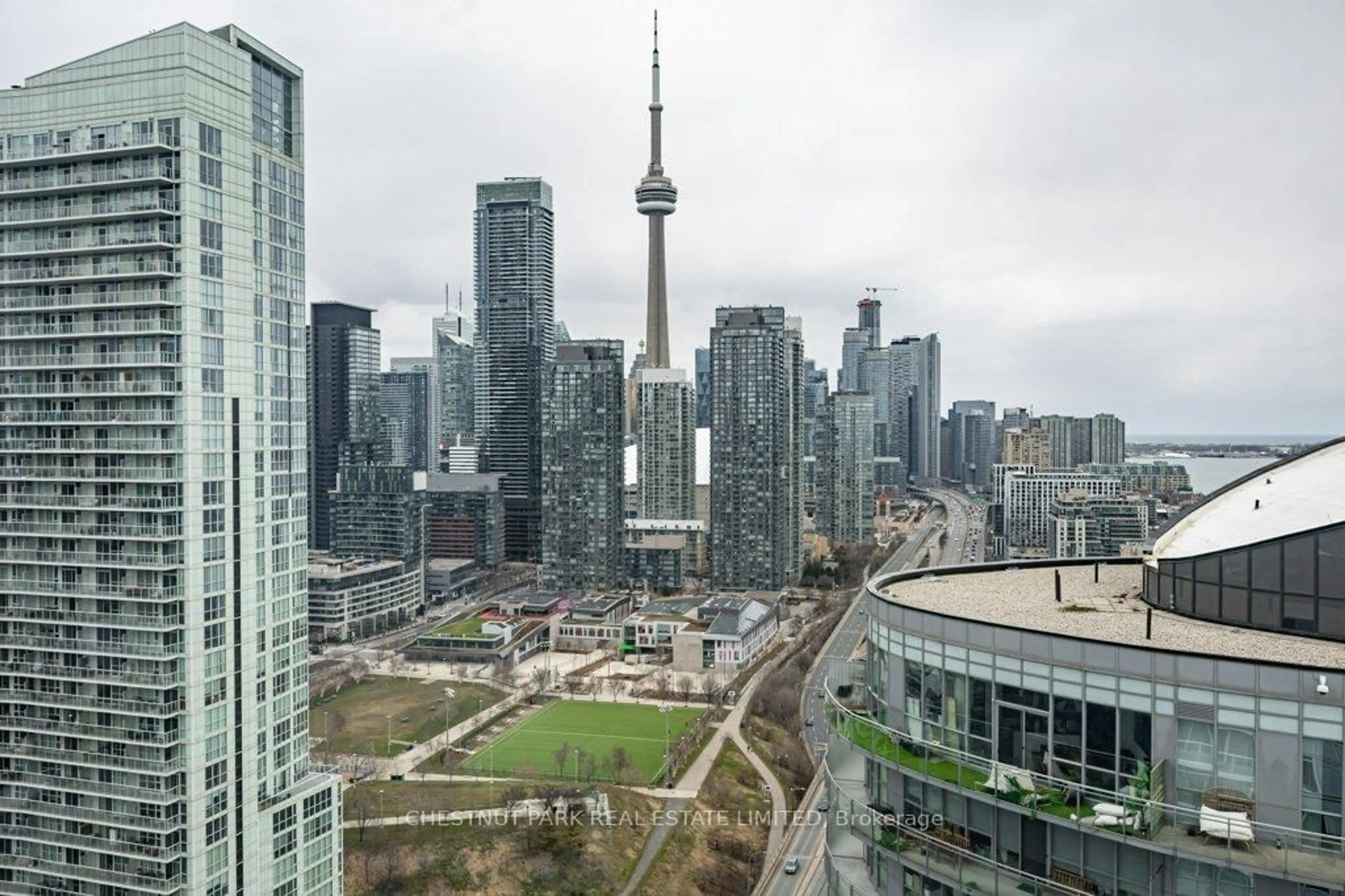 Unknown for 17 Bathurst St #3615, Toronto Ontario M5V 0N1