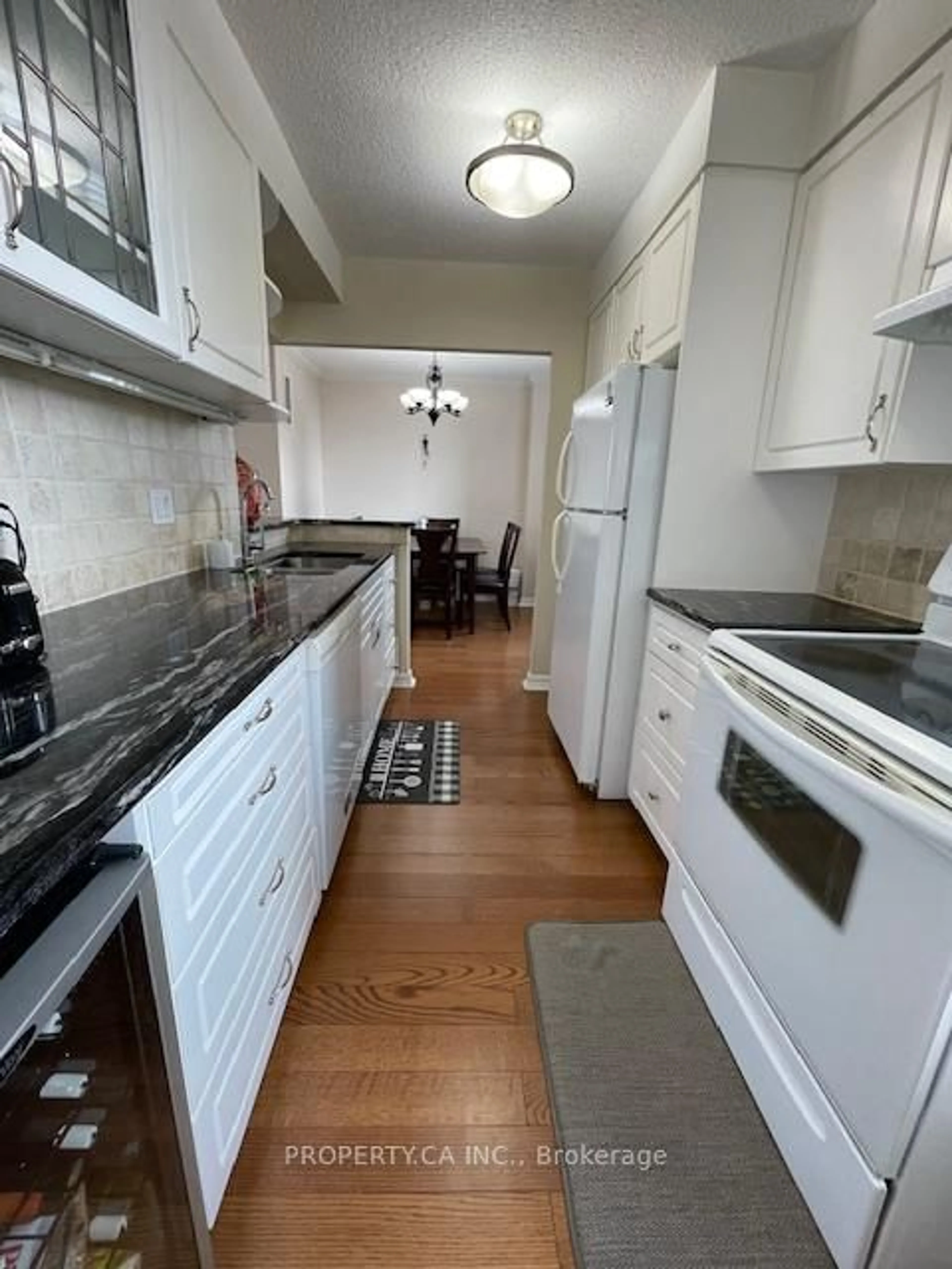 Standard kitchen, unknown for 5 Old Sheppard Ave #1003, Toronto Ontario M2J 4K3