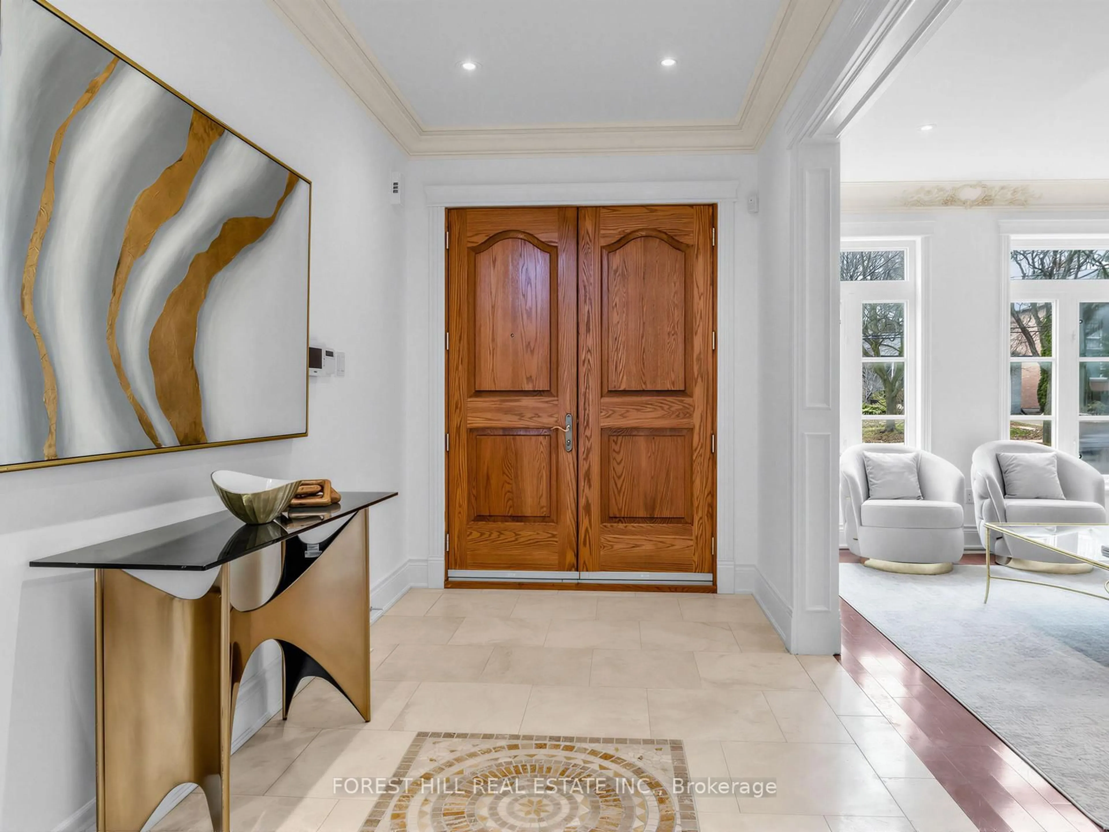 Indoor entryway for 342 Byng Ave, Toronto Ontario M2N 4L5