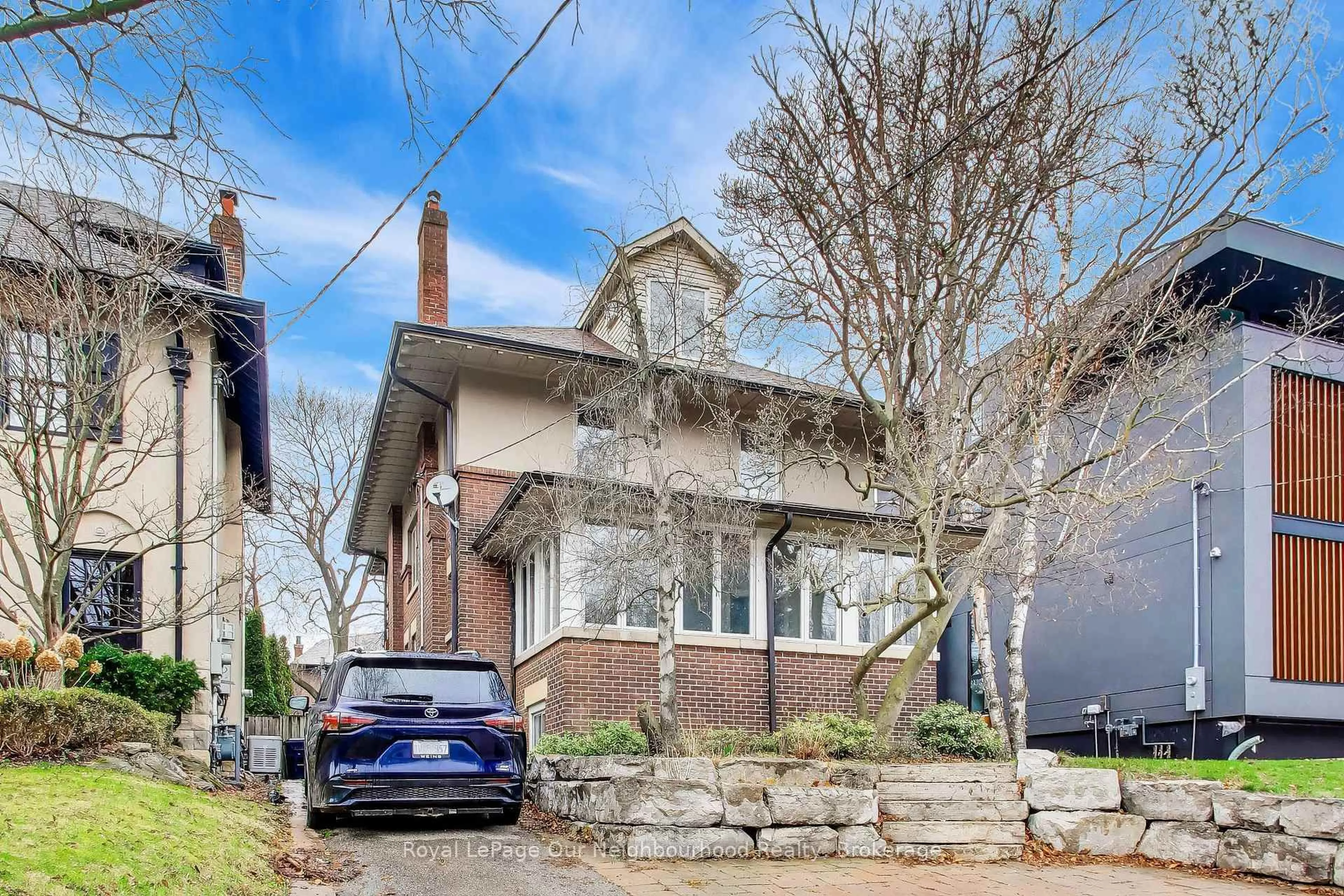 Home with brick exterior material, street for 166 Lytton Blvd, Toronto Ontario M4R 1L4