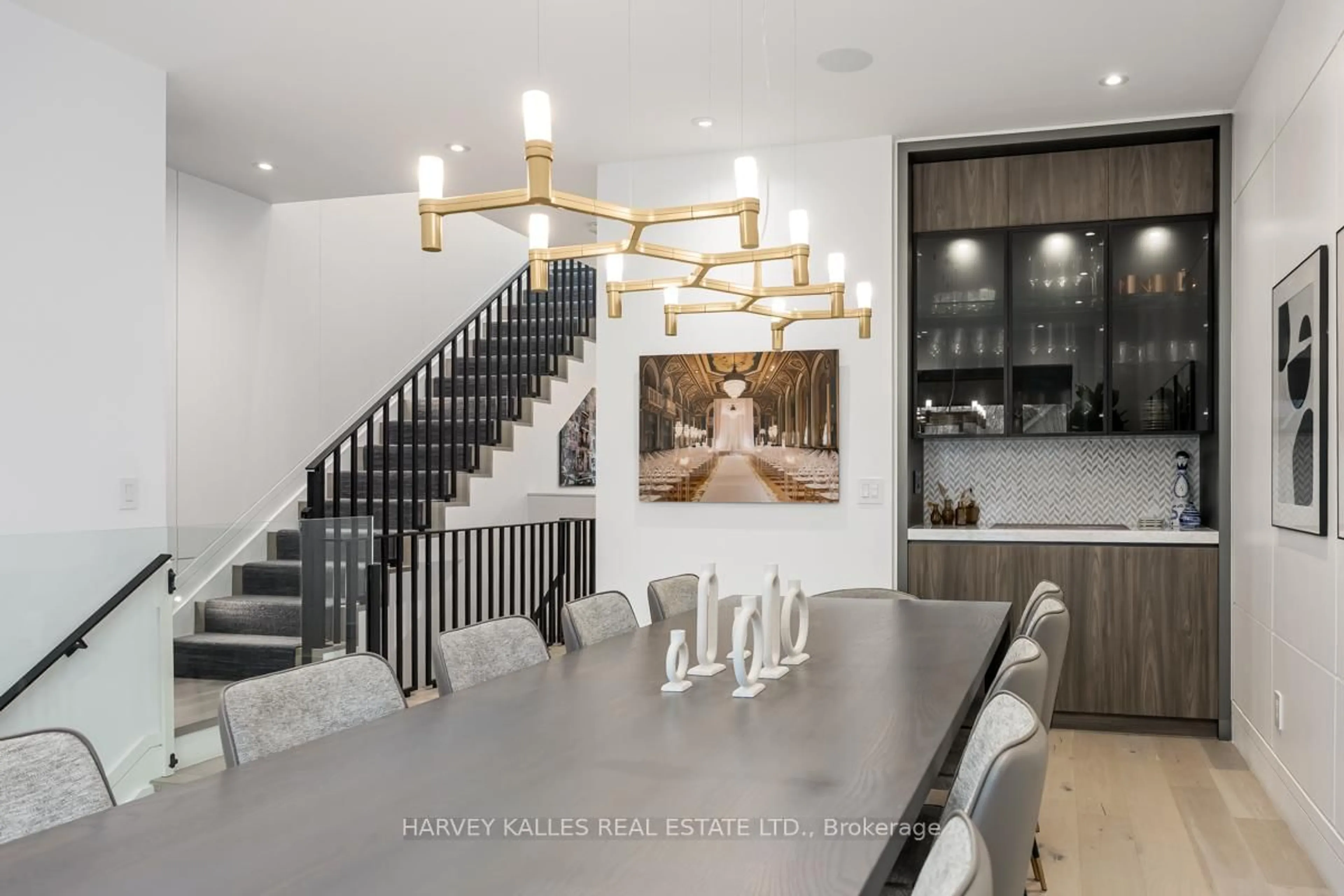 Unknown for 53 Castlewood Rd, Toronto Ontario M5N 2L1