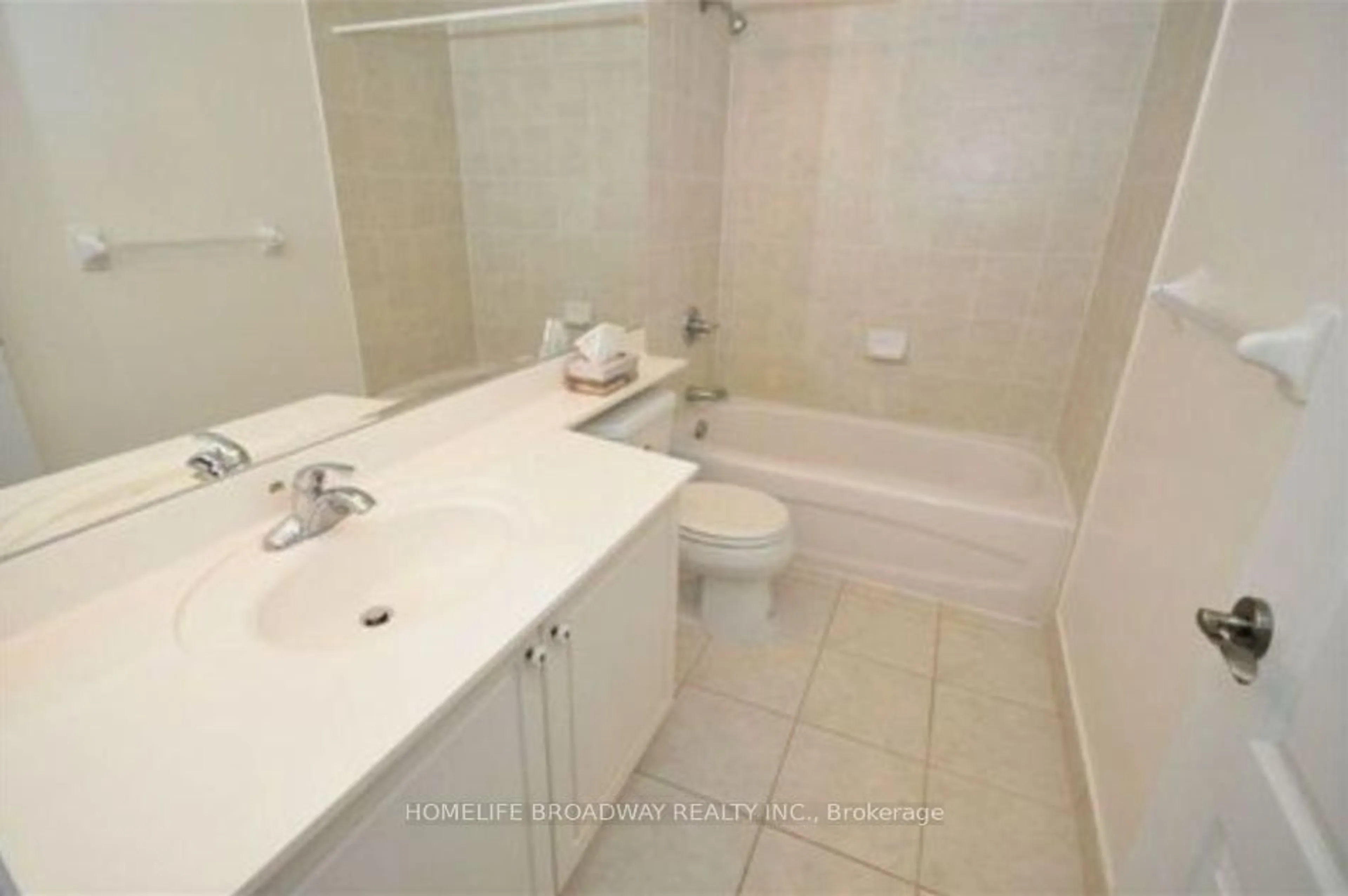 Standard bathroom, unknown for 2 Clairtrell Rd #315, Toronto Ontario M2N 7H5