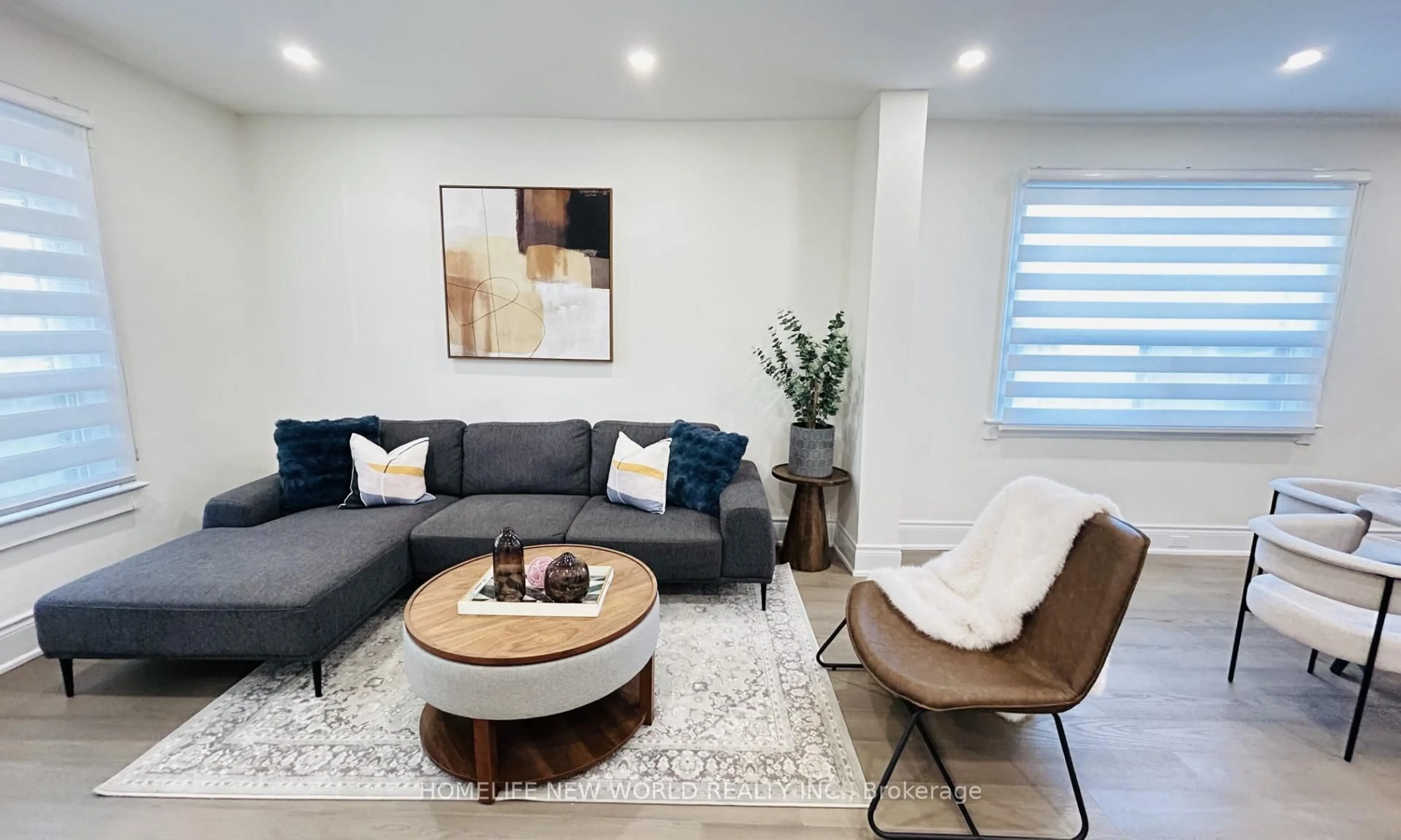 Living room with furniture, unknown for 509 Dupont St, Toronto Ontario M6G 1Y6