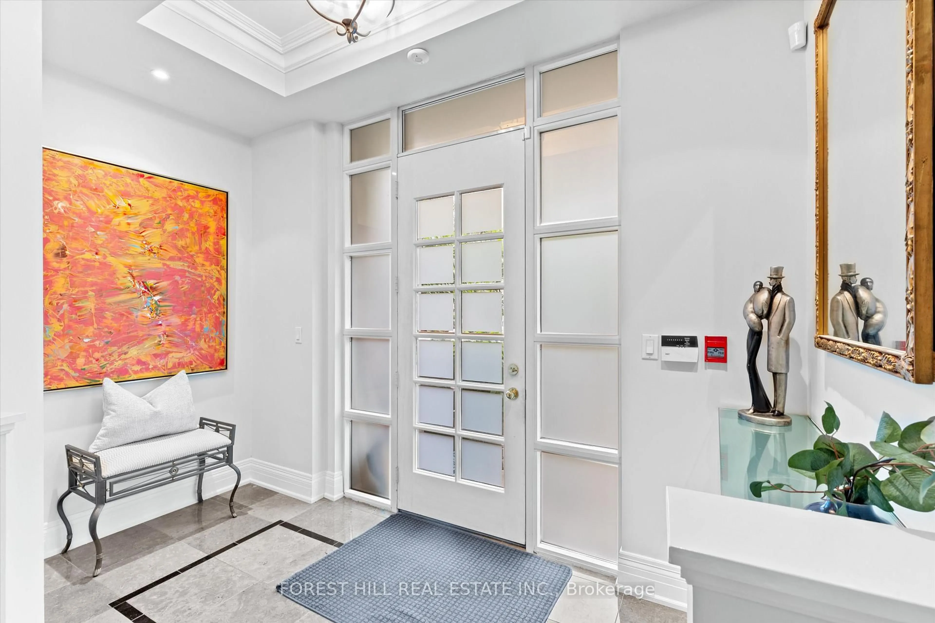 Indoor entryway for 33 Delisle Ave #108, Toronto Ontario M4V 3C7