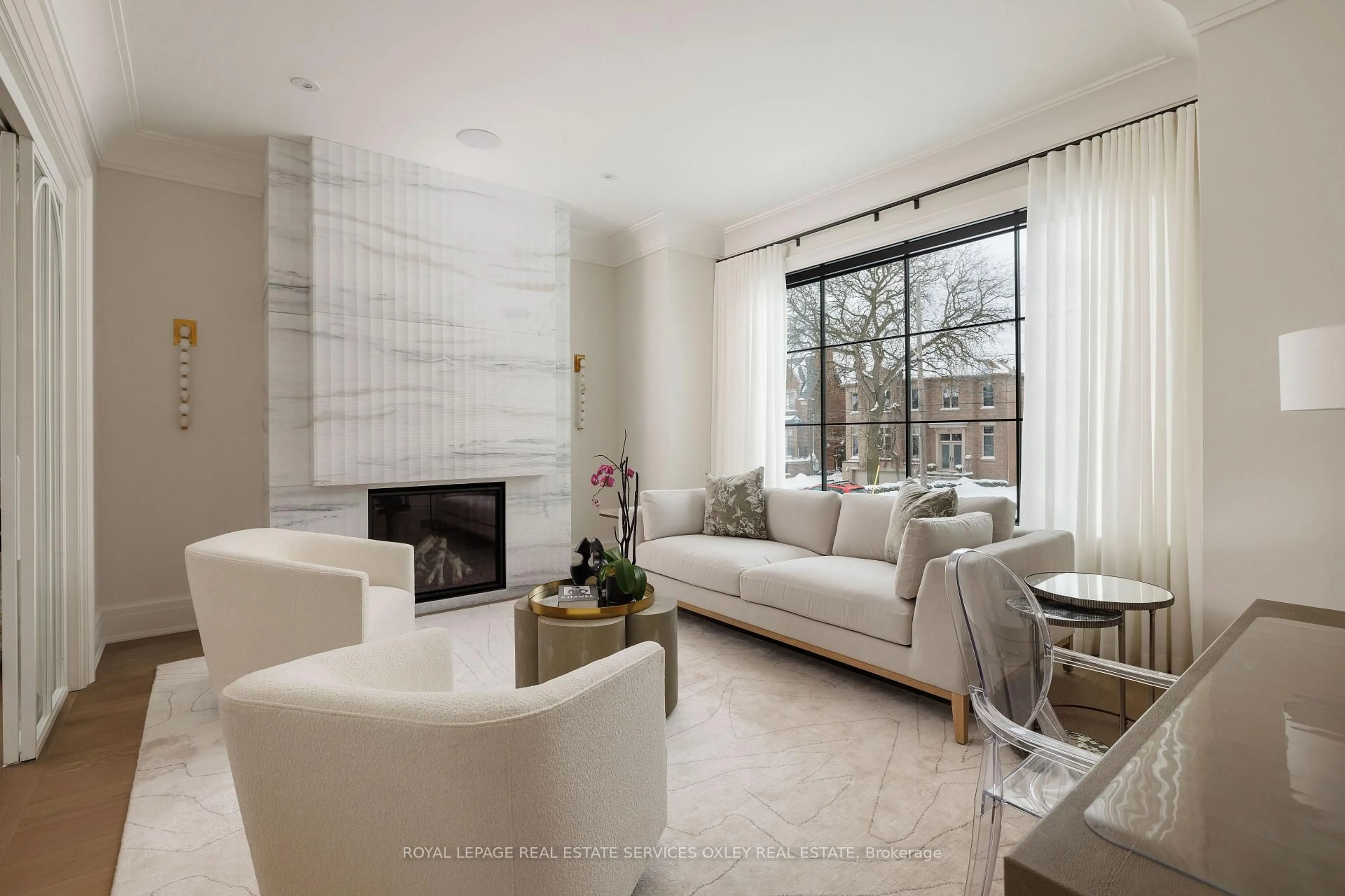 Living room with furniture, ceramic/tile floor for 482 Cranbrooke Ave, Toronto Ontario M5M 1N7