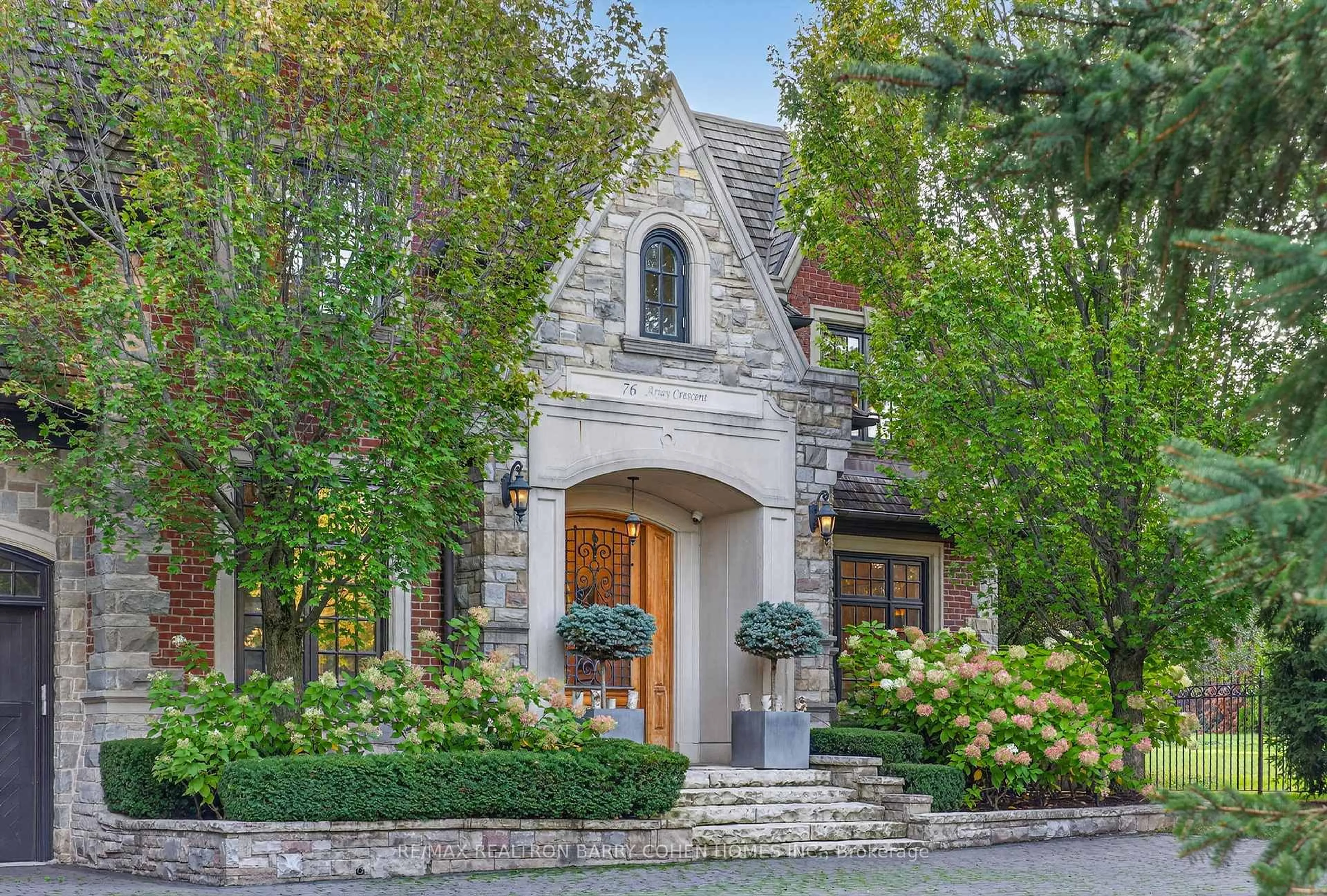 Unknown for 76 Arjay Cres, Toronto Ontario M2L 1C7