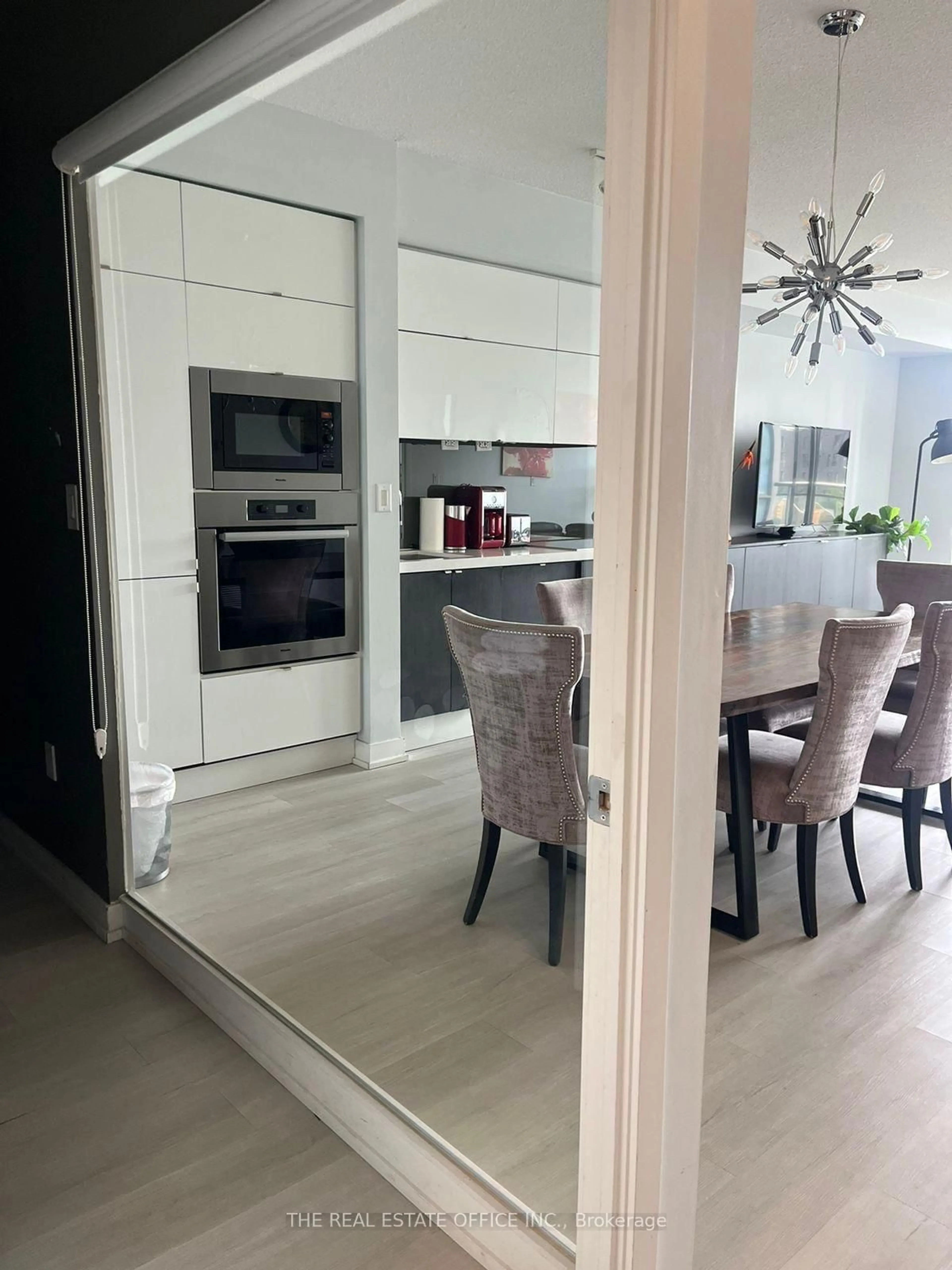 Contemporary kitchen, unknown for 151 Dan Leckie Way #202, Toronto Ontario M5V 4B2