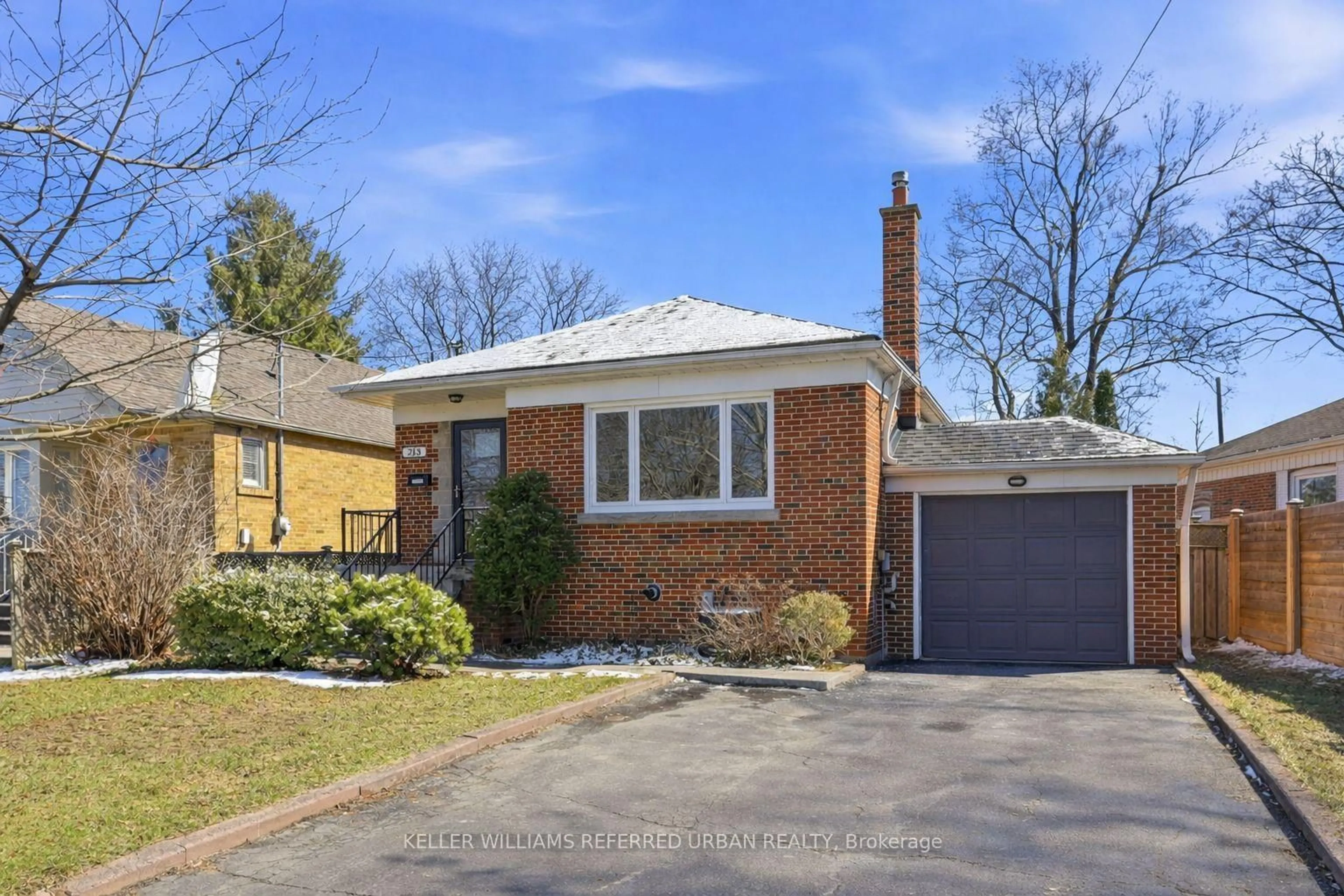 Home with brick exterior material, street for 213 Franklin Ave, Toronto Ontario M2N 1C8