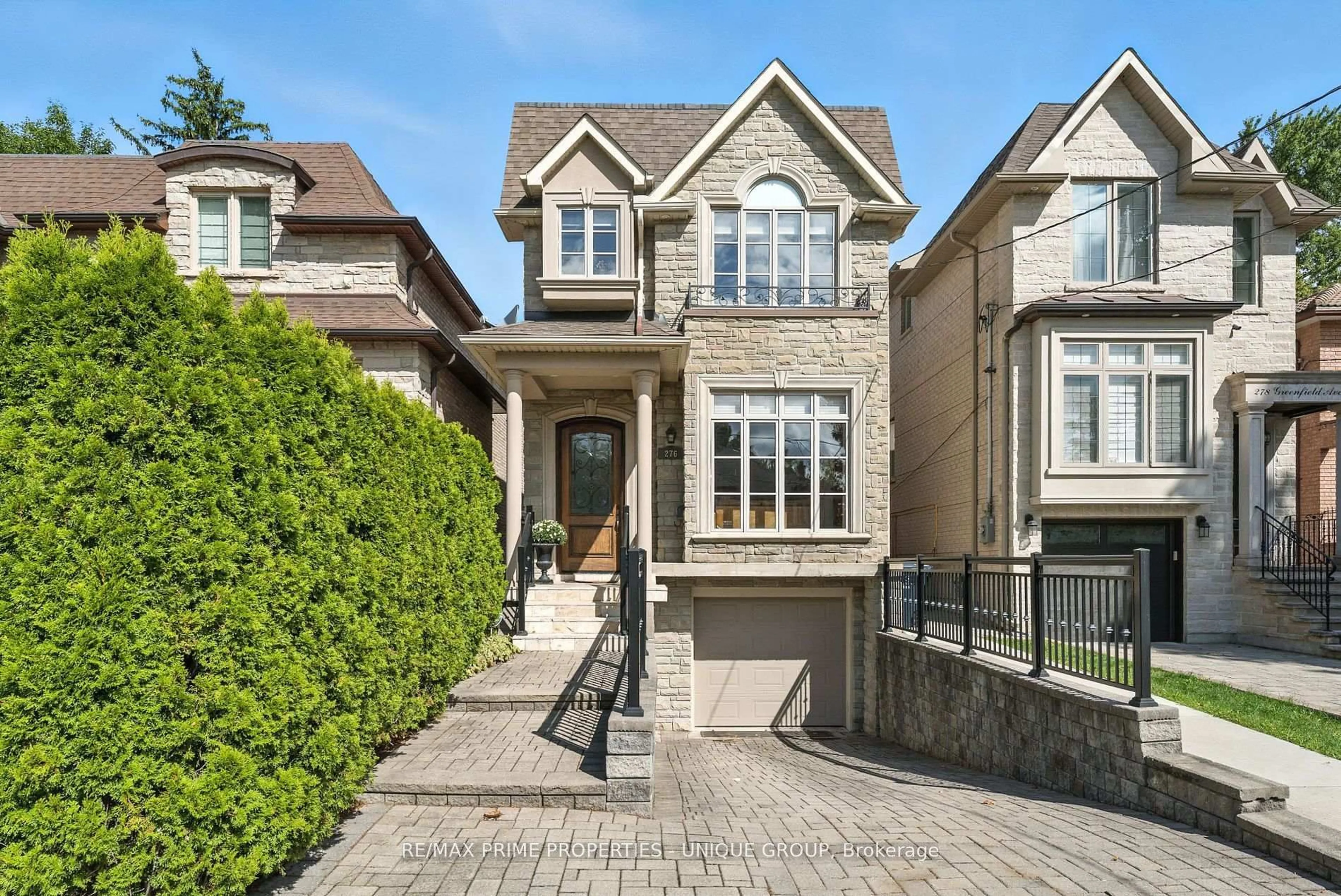 Home with brick exterior material, street for 276 Greenfield Ave, Toronto Ontario M2N 3E5