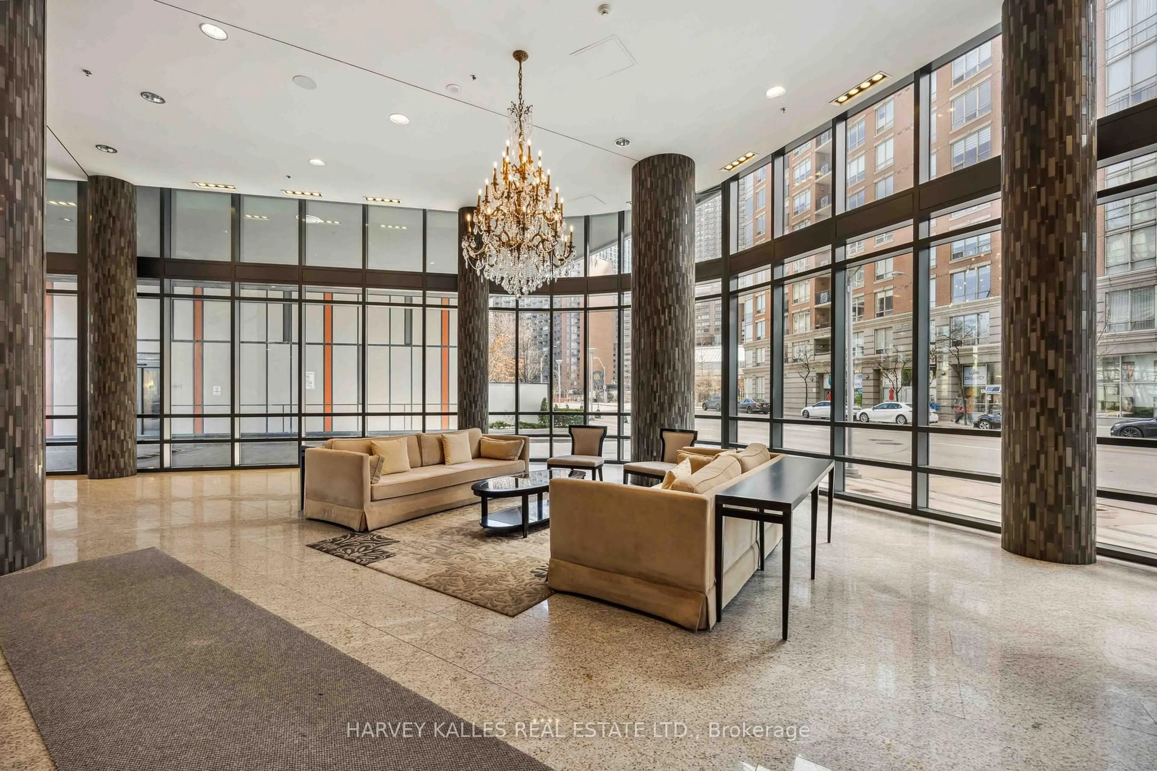 Lobby for 825 Church St #1707, Toronto Ontario M4W 3Z4