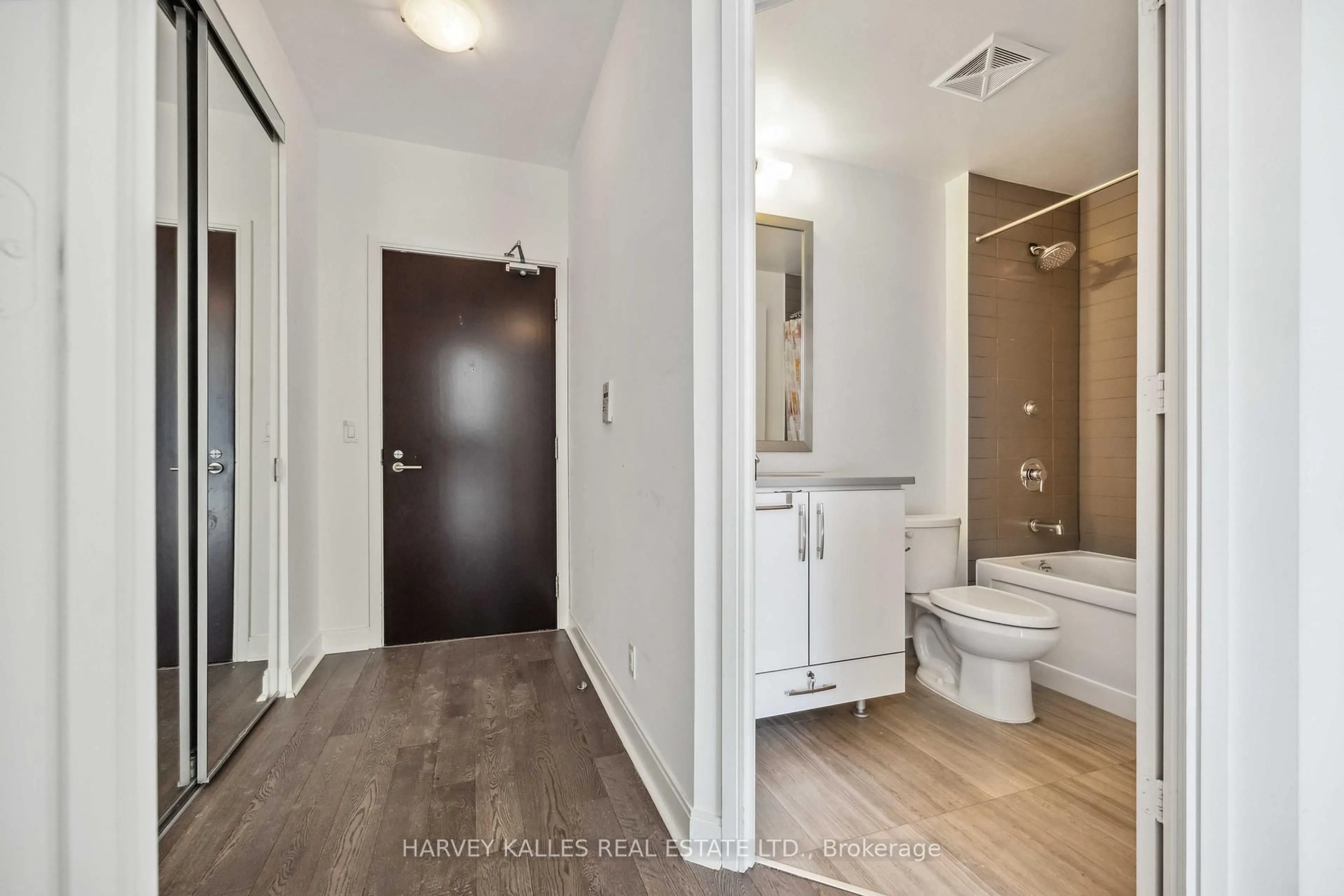 Unknown for 825 Church St #1707, Toronto Ontario M4W 3Z4