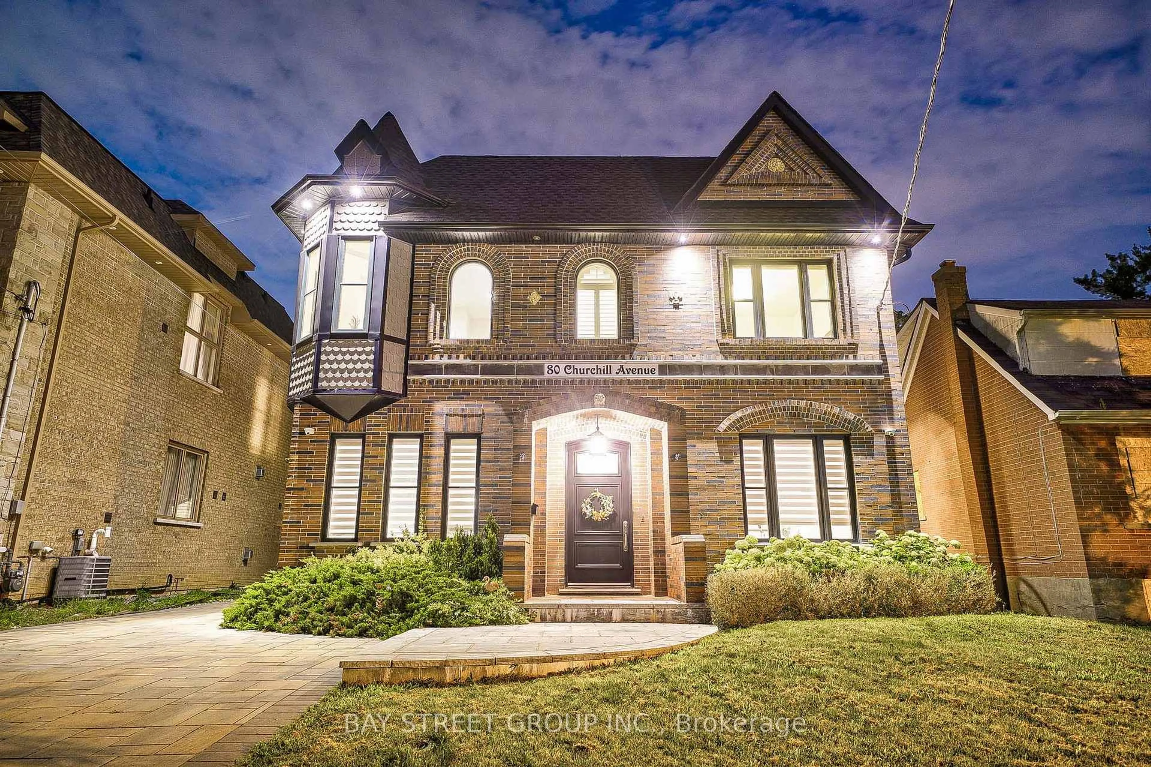 Home with brick exterior material, street for 80 Churchill Ave, Toronto Ontario M2N 1Y9
