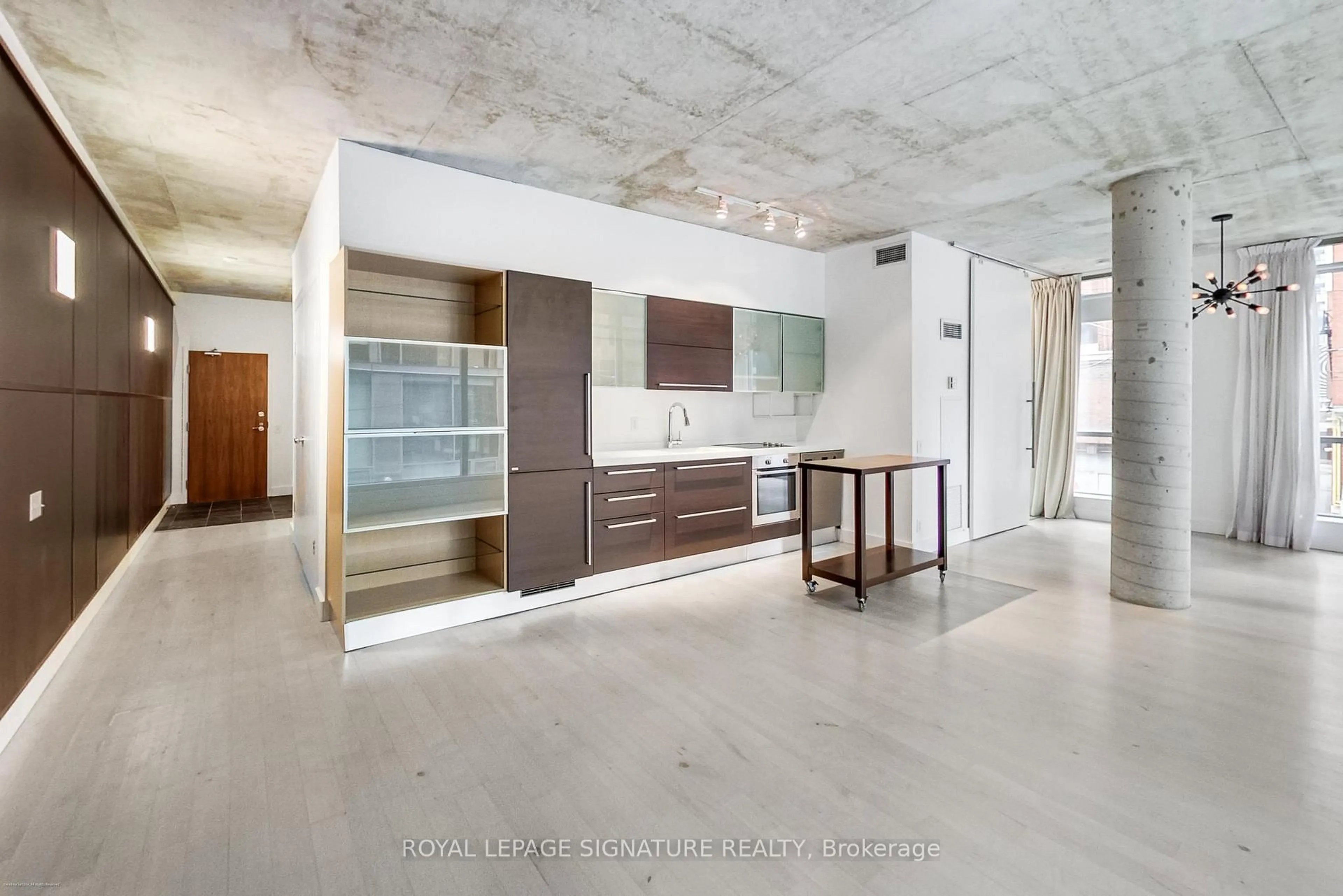 Unknown for 36 Charlotte St #204, Toronto Ontario M5V 3P7