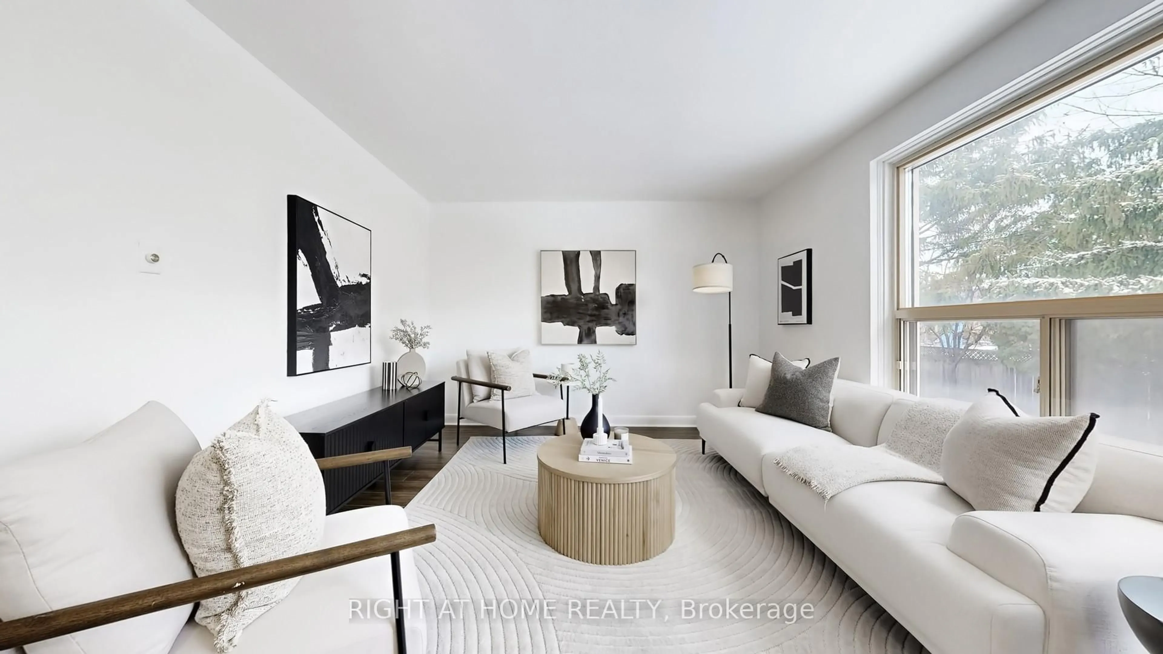 Living room with furniture, unknown for 33 Sanderling Lane, Toronto Ontario M3C 2J2