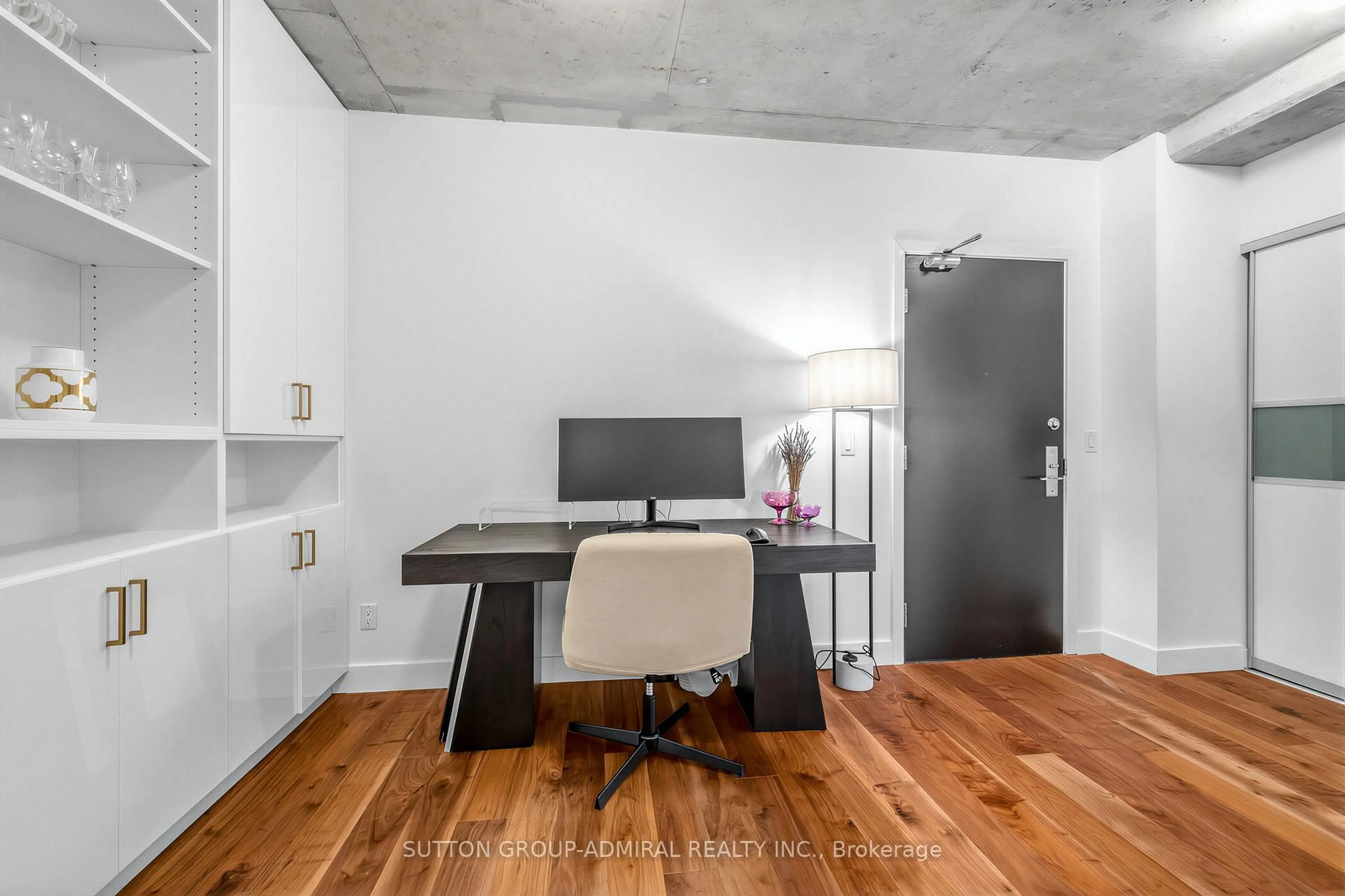 A pic of a room for 55 Stewart St #907, Toronto Ontario M5V 2V1