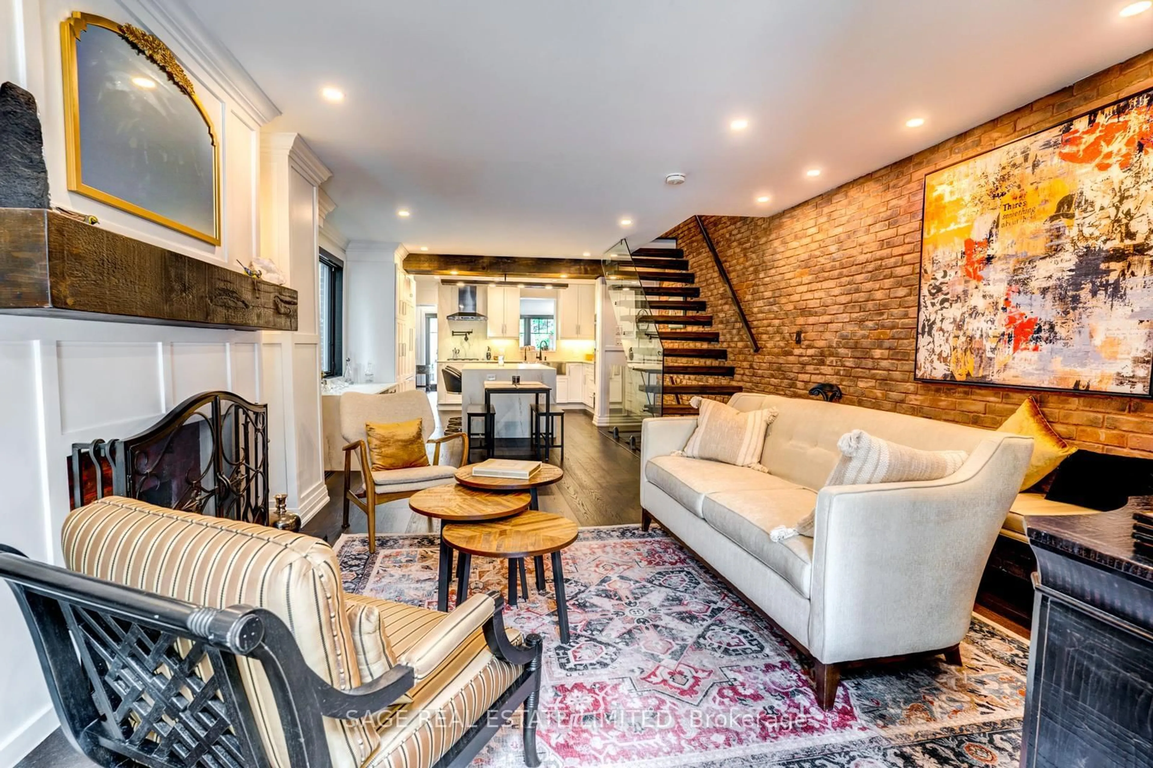 Living room with furniture, ceramic/tile floor for 156 Craighurst Ave, Toronto Ontario M4R 1K2