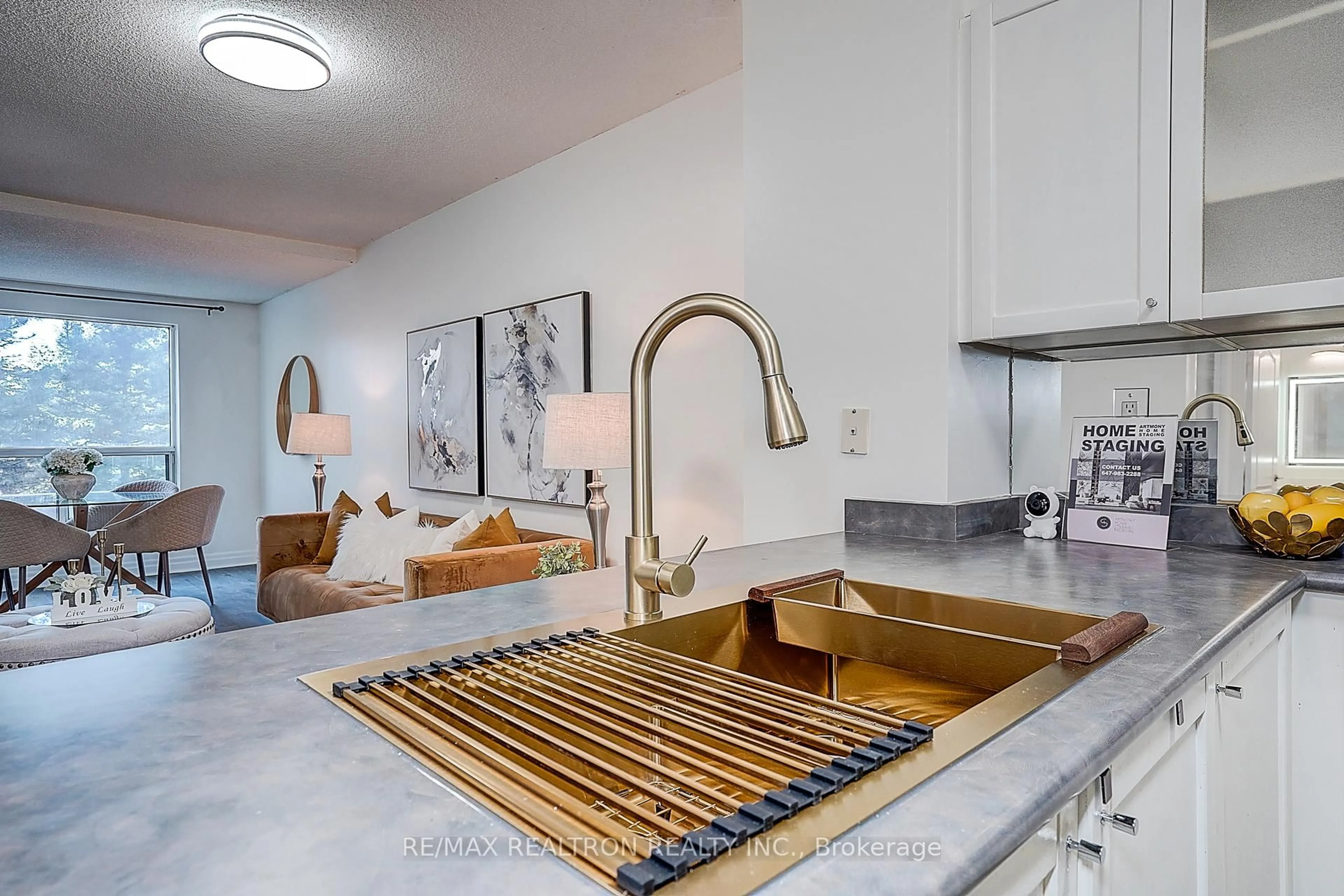 Open concept kitchen, ceramic/tile floor for 188 Doris Ave #217, Toronto Ontario M2N 6Z5