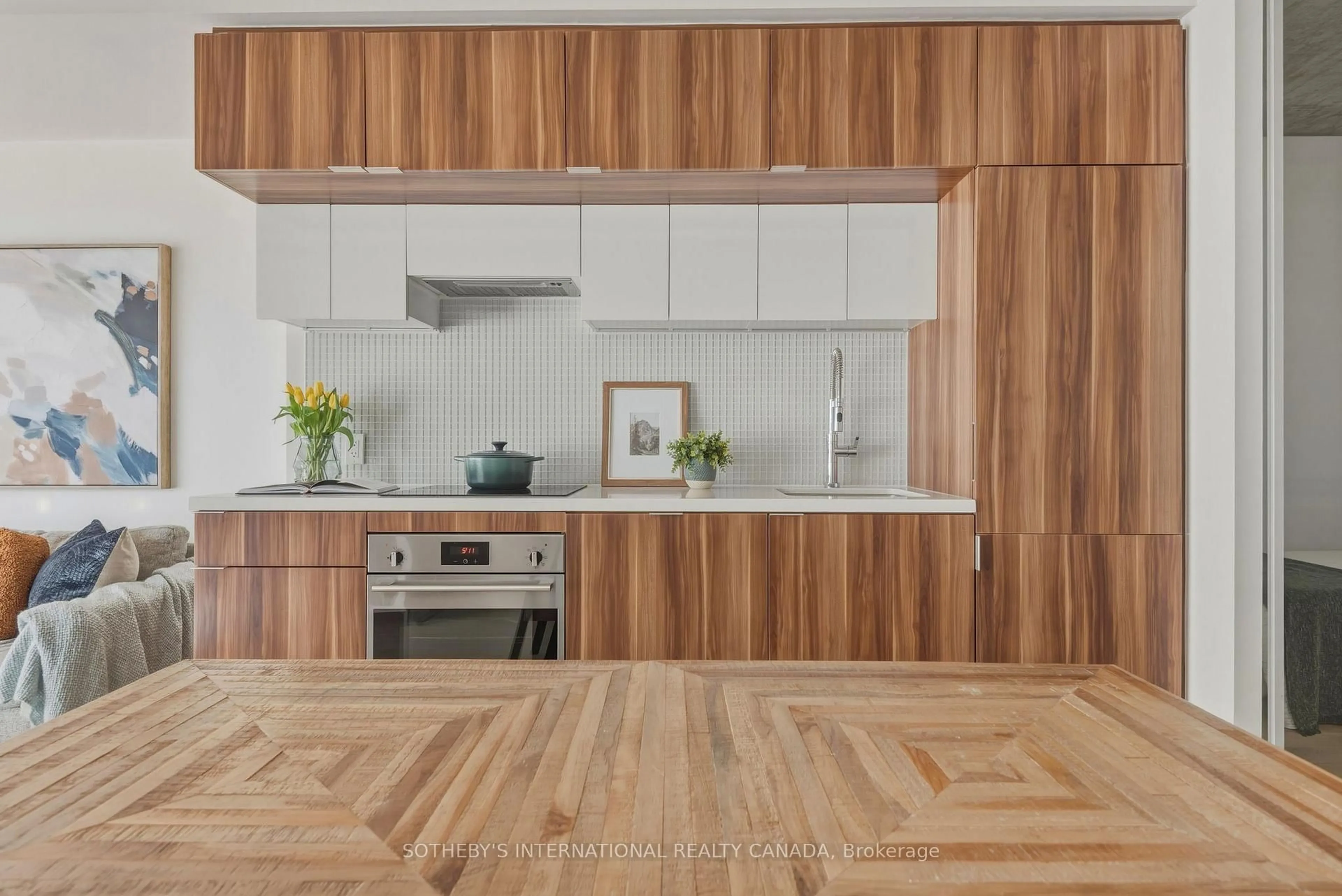 Contemporary kitchen, wood/laminate floor for 185 Roehampton Ave #1101, Toronto Ontario M4C 0C6