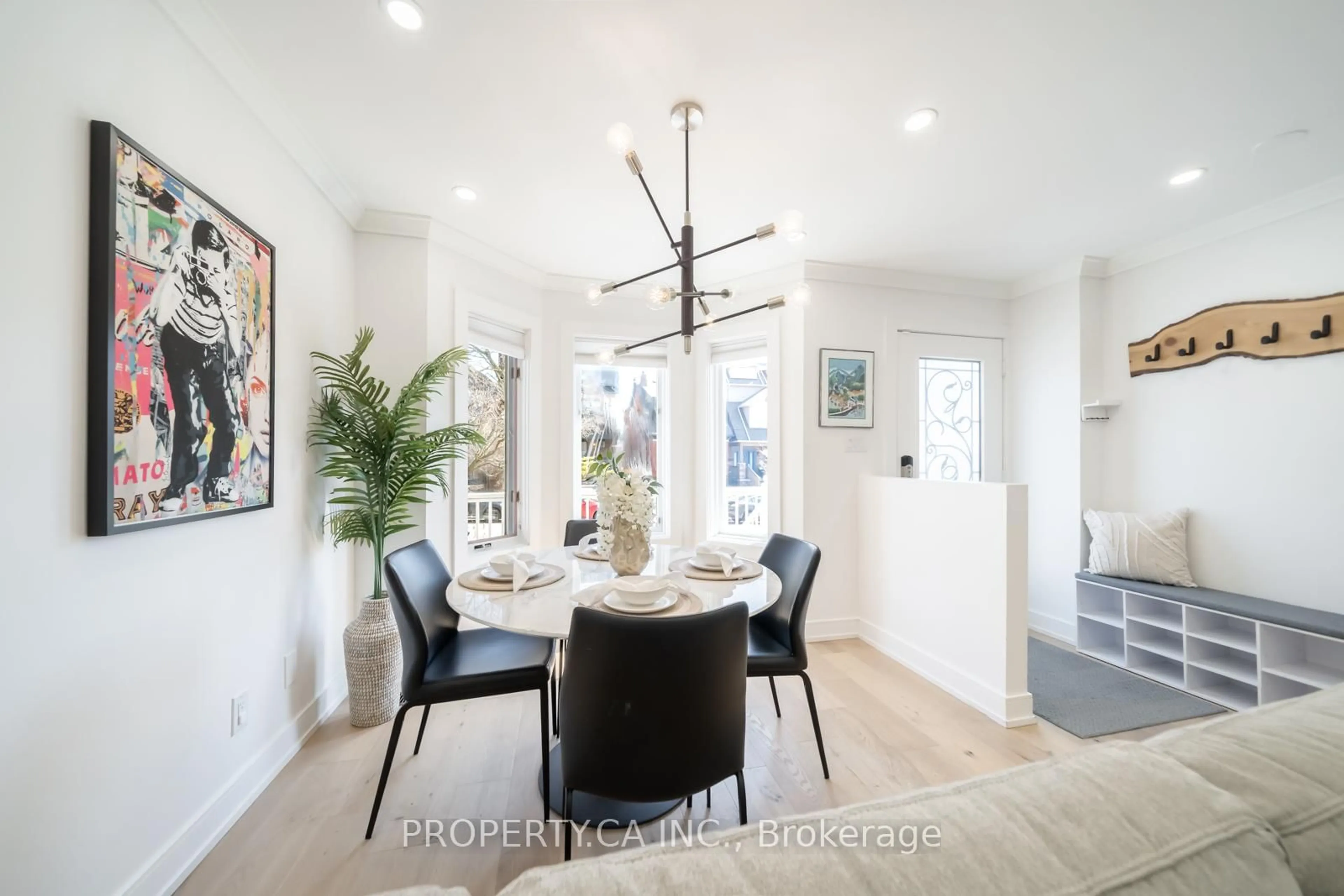 Dining room, unknown for 340 Lauder Ave, Toronto Ontario M6E 3H8