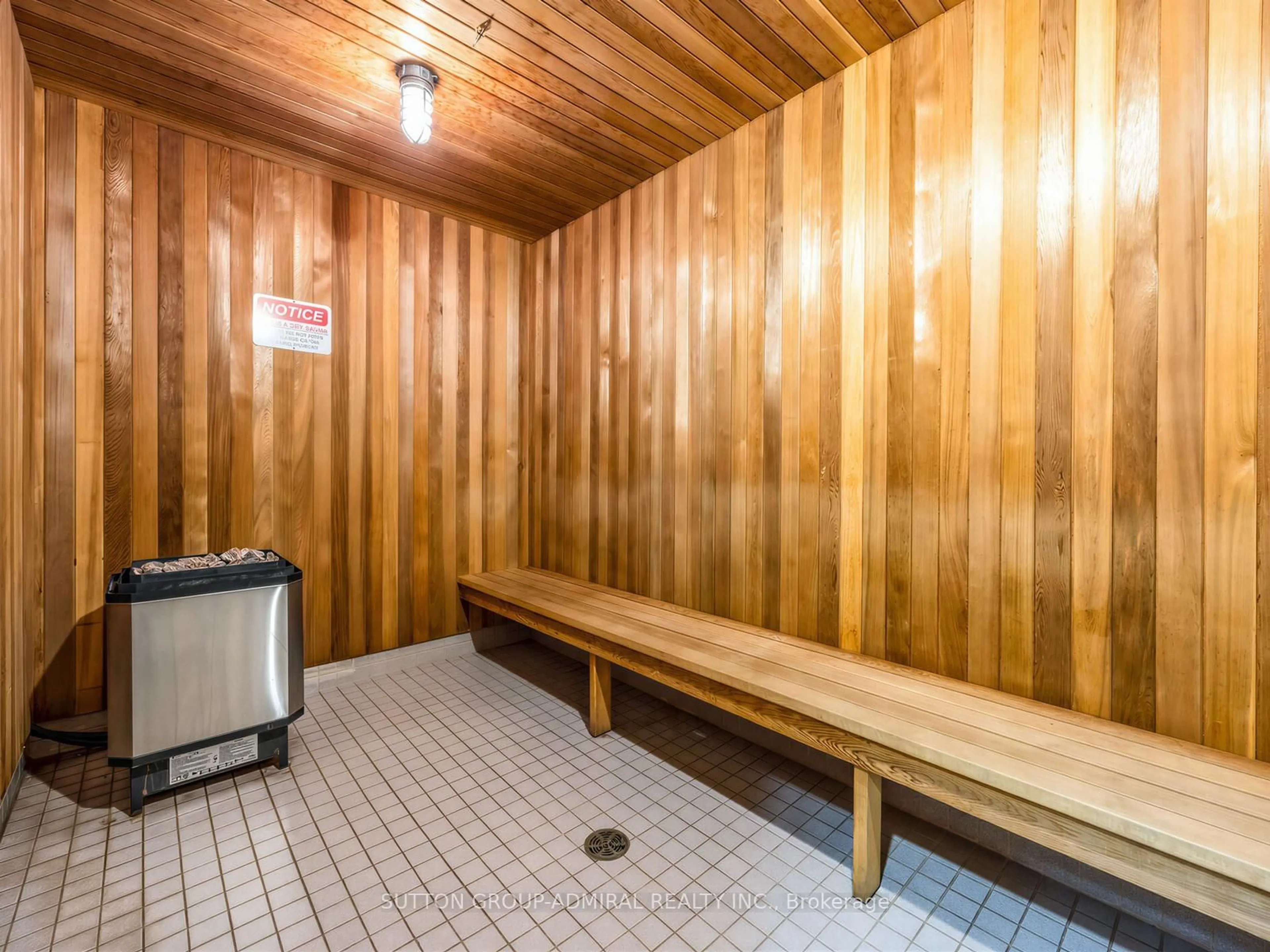 Unknown for 935 Sheppard Ave #712, Toronto Ontario M3H 2T7