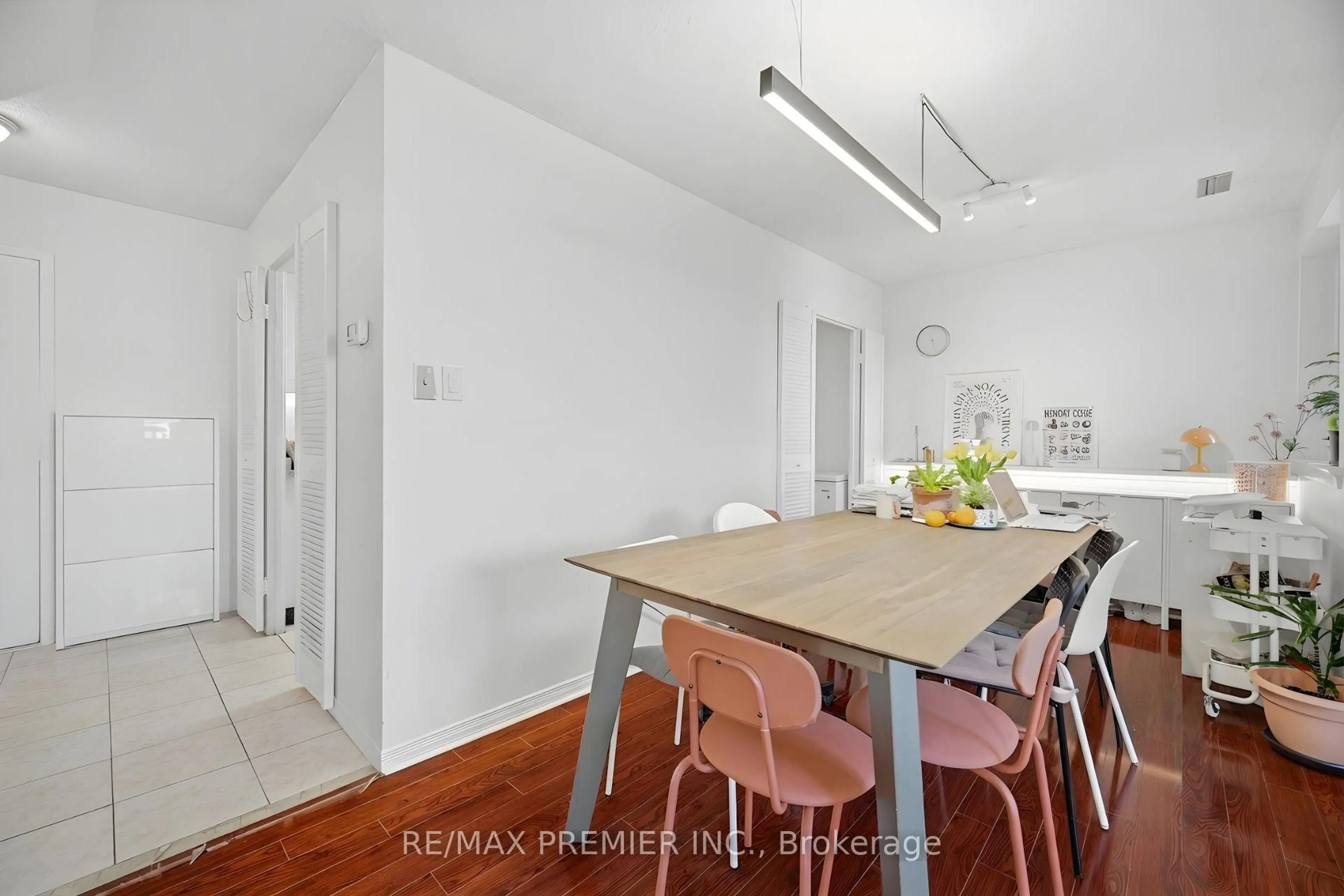 Unknown for 4005 Don Mills Rd #345, Toronto Ontario M2H 3J9