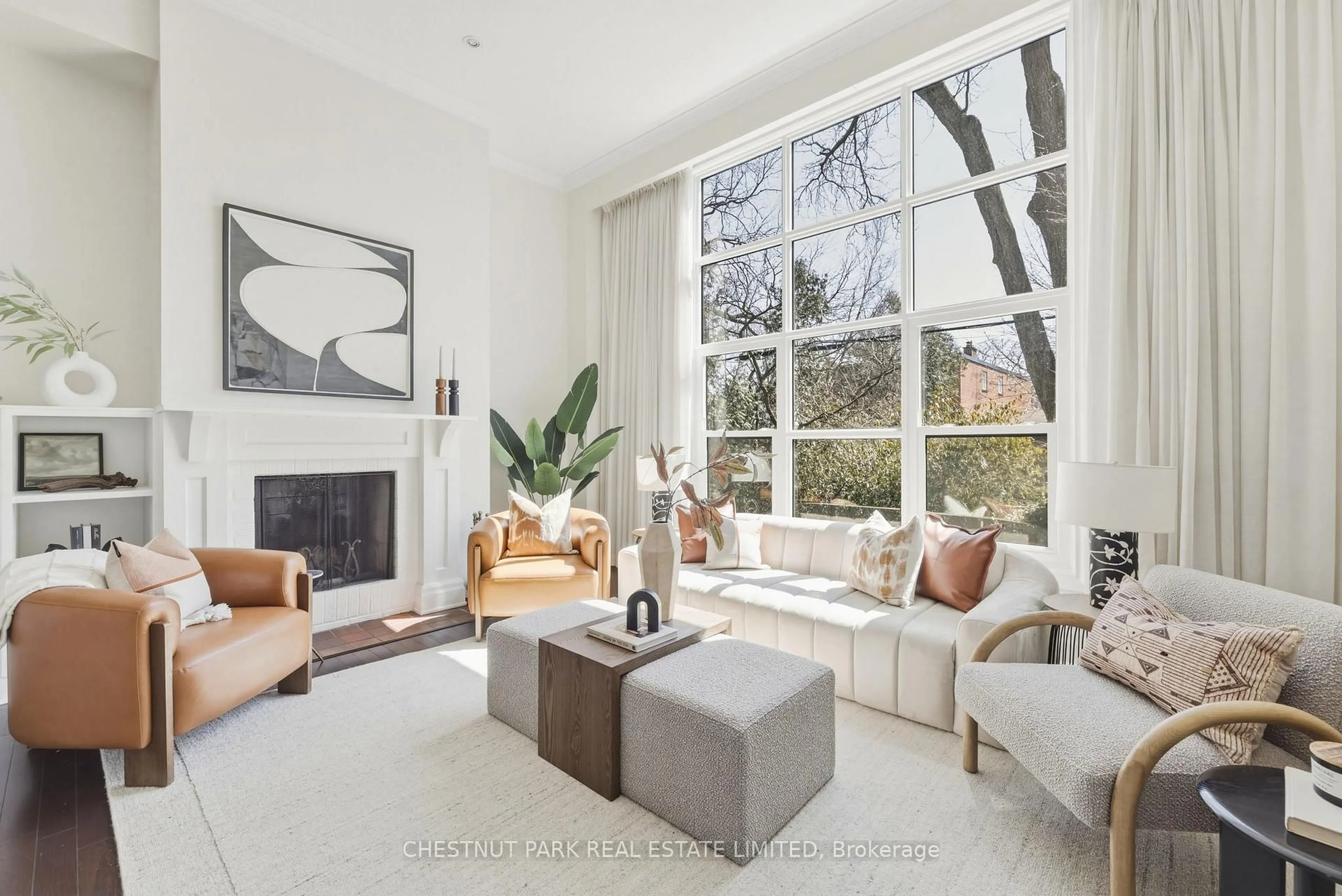 Living room with furniture, unknown for 525 Balliol St #7, Toronto Ontario M4S 1E1