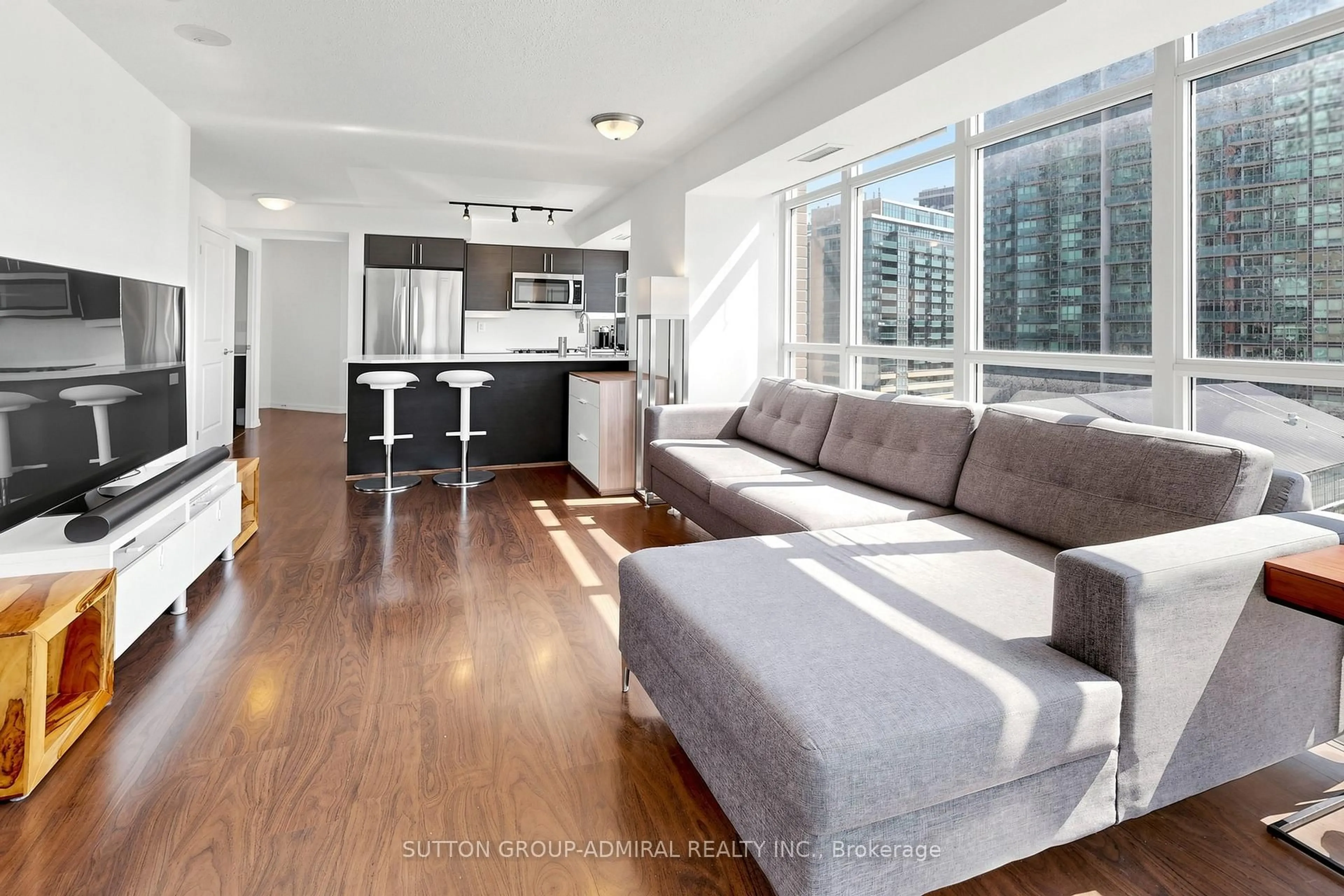 Living room with furniture, unknown for 125 Western Battery Rd ##710, Toronto Ontario M6K 3R8