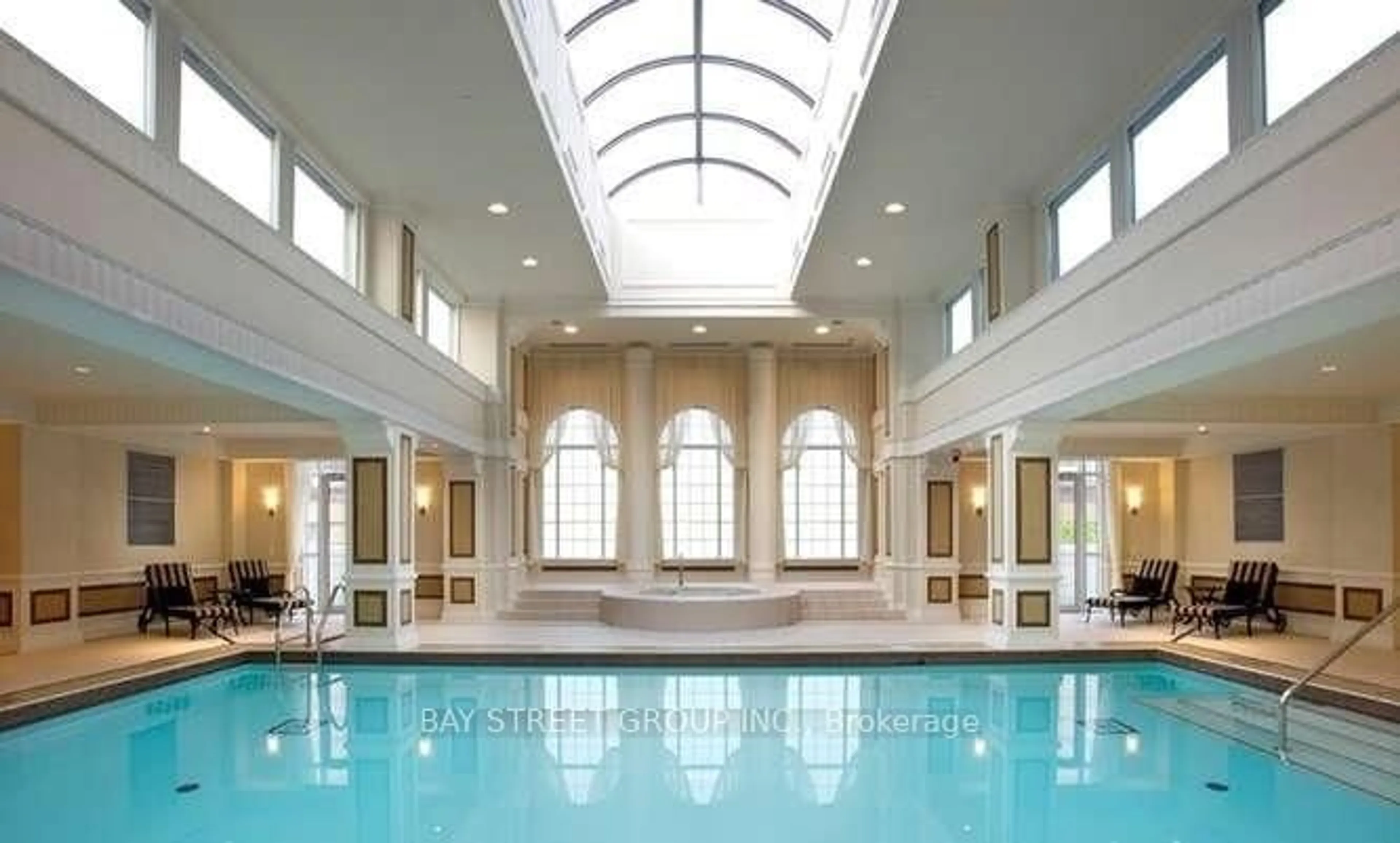 Pool for 25 Greenview Ave #818, Toronto Ontario M2M 0A5