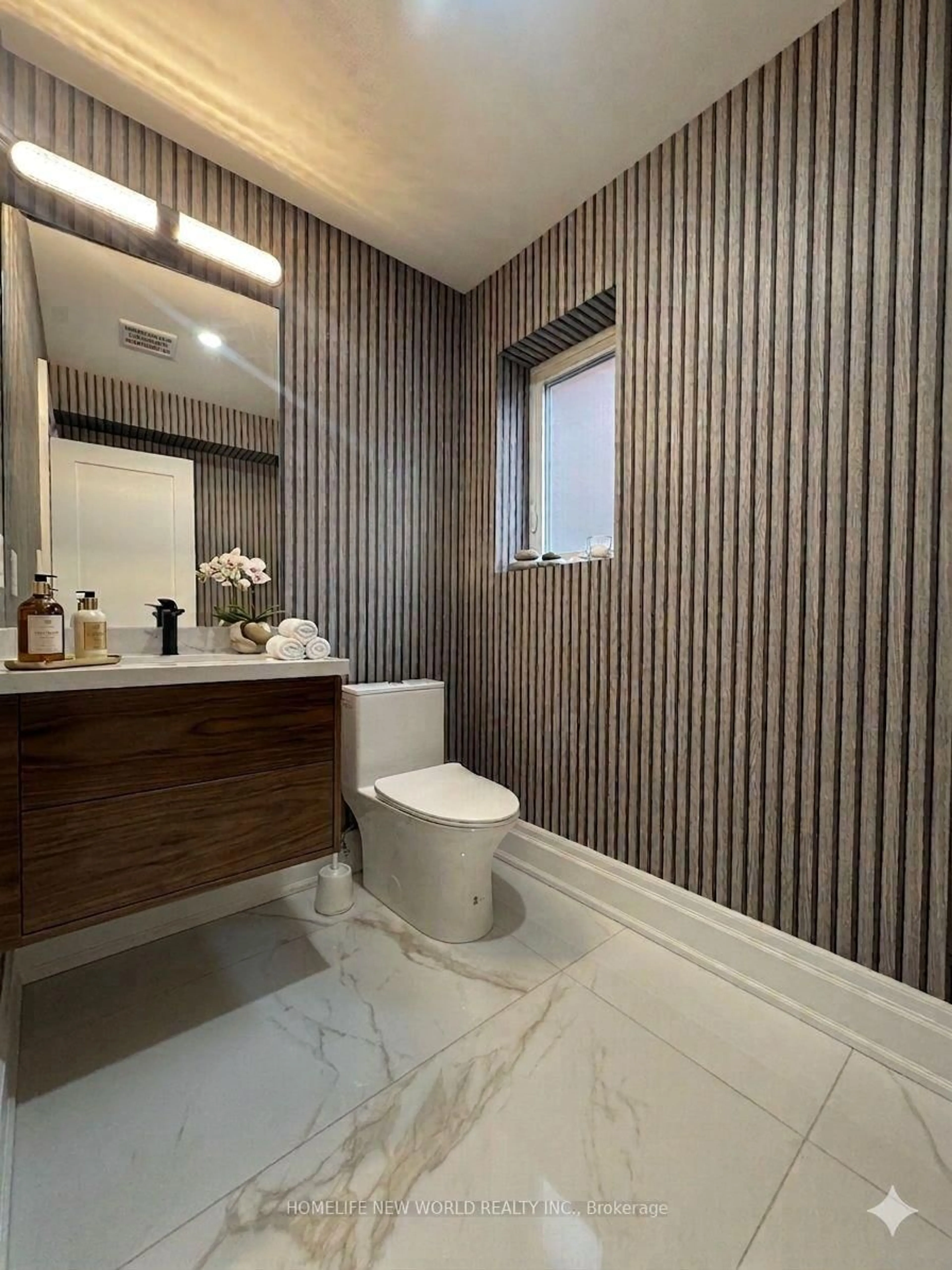 Contemporary bathroom, ceramic/tile floor for 150 Viewmount Ave, Toronto Ontario M6B 1T7