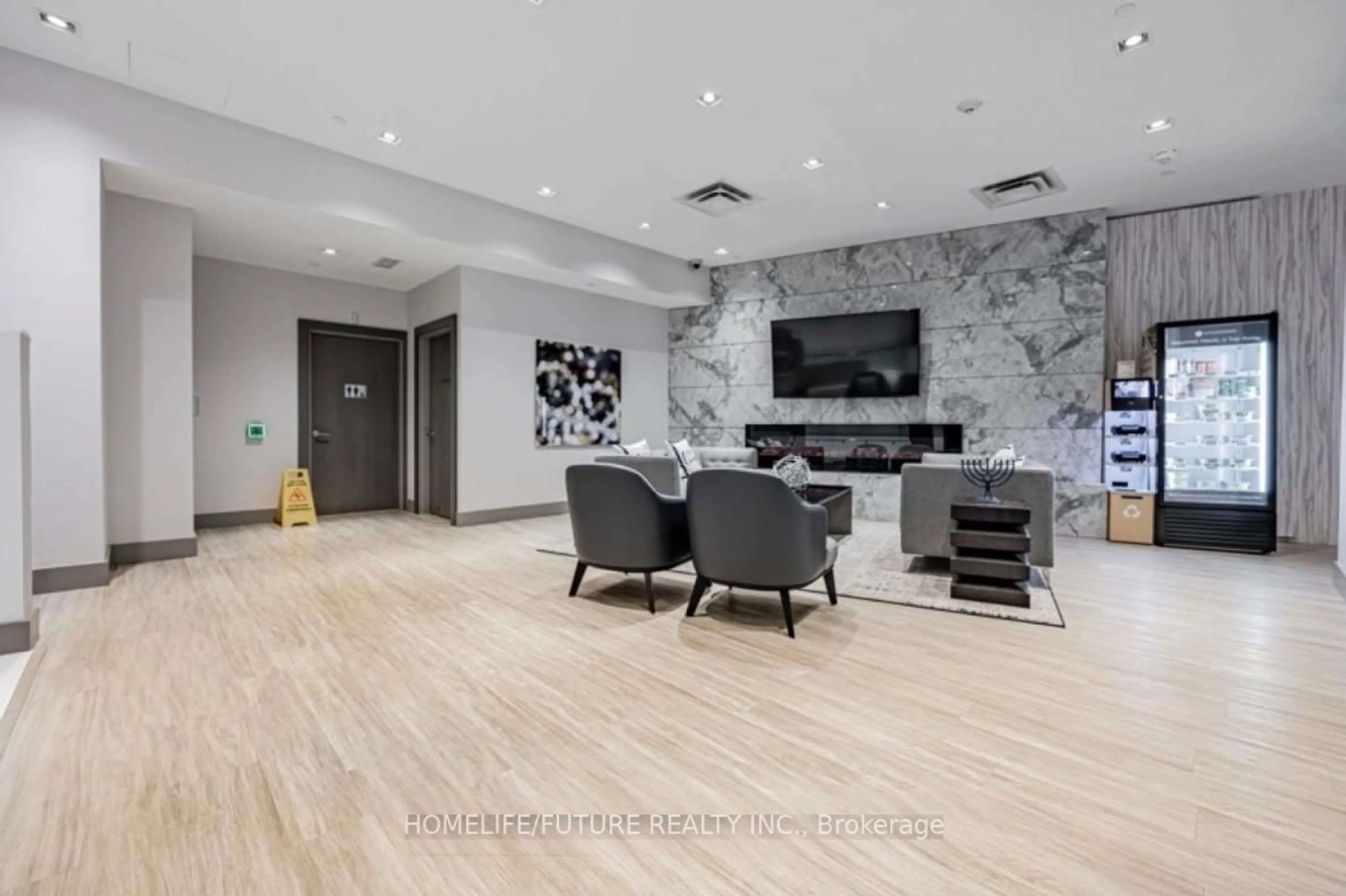 Lobby for 181 Bedford Rd #1708, Toronto Ontario M5R 1J8