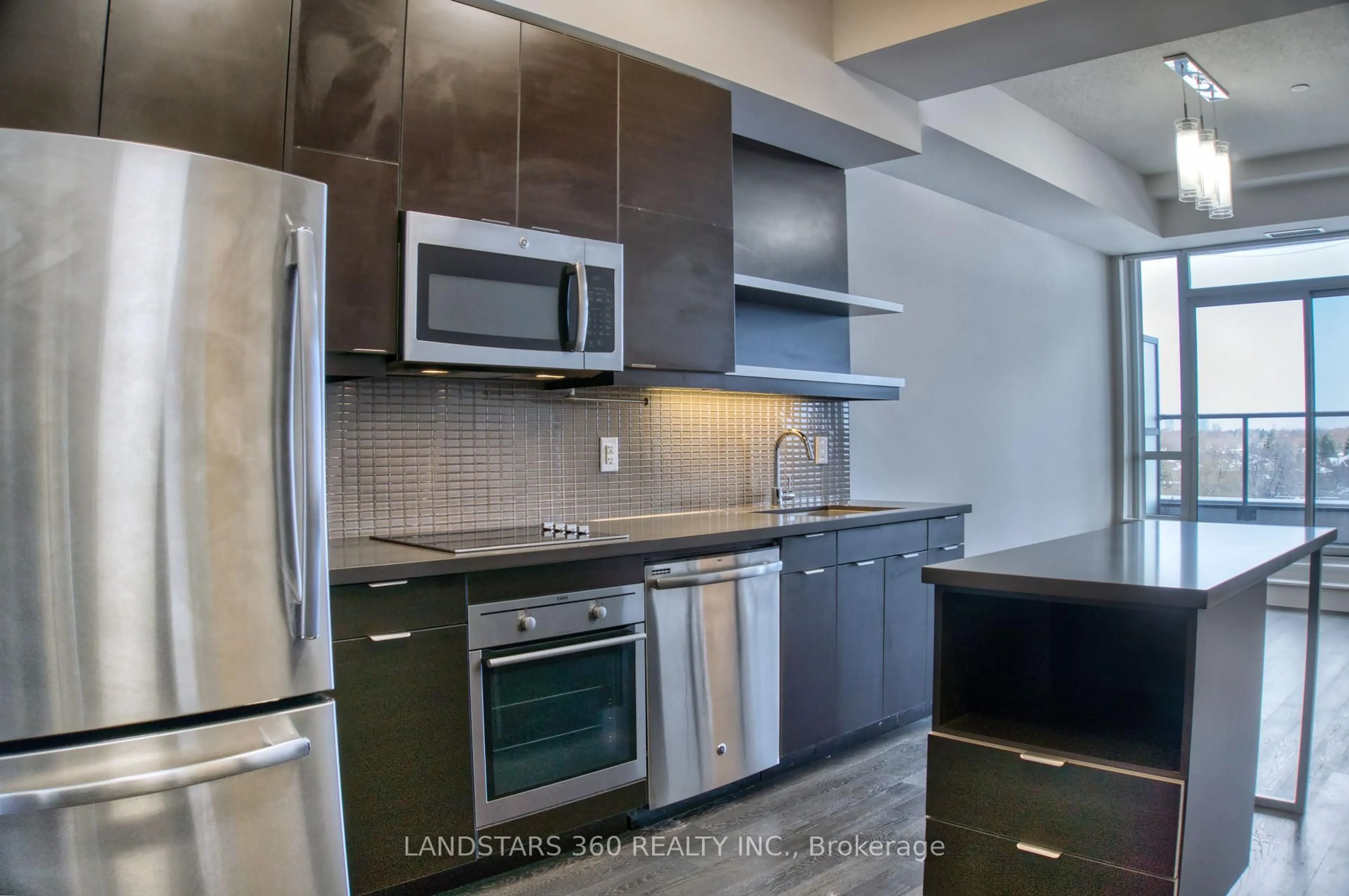 Standard kitchen, unknown for 399 Spring Garden Ave #615, Toronto Ontario M2N 3H6