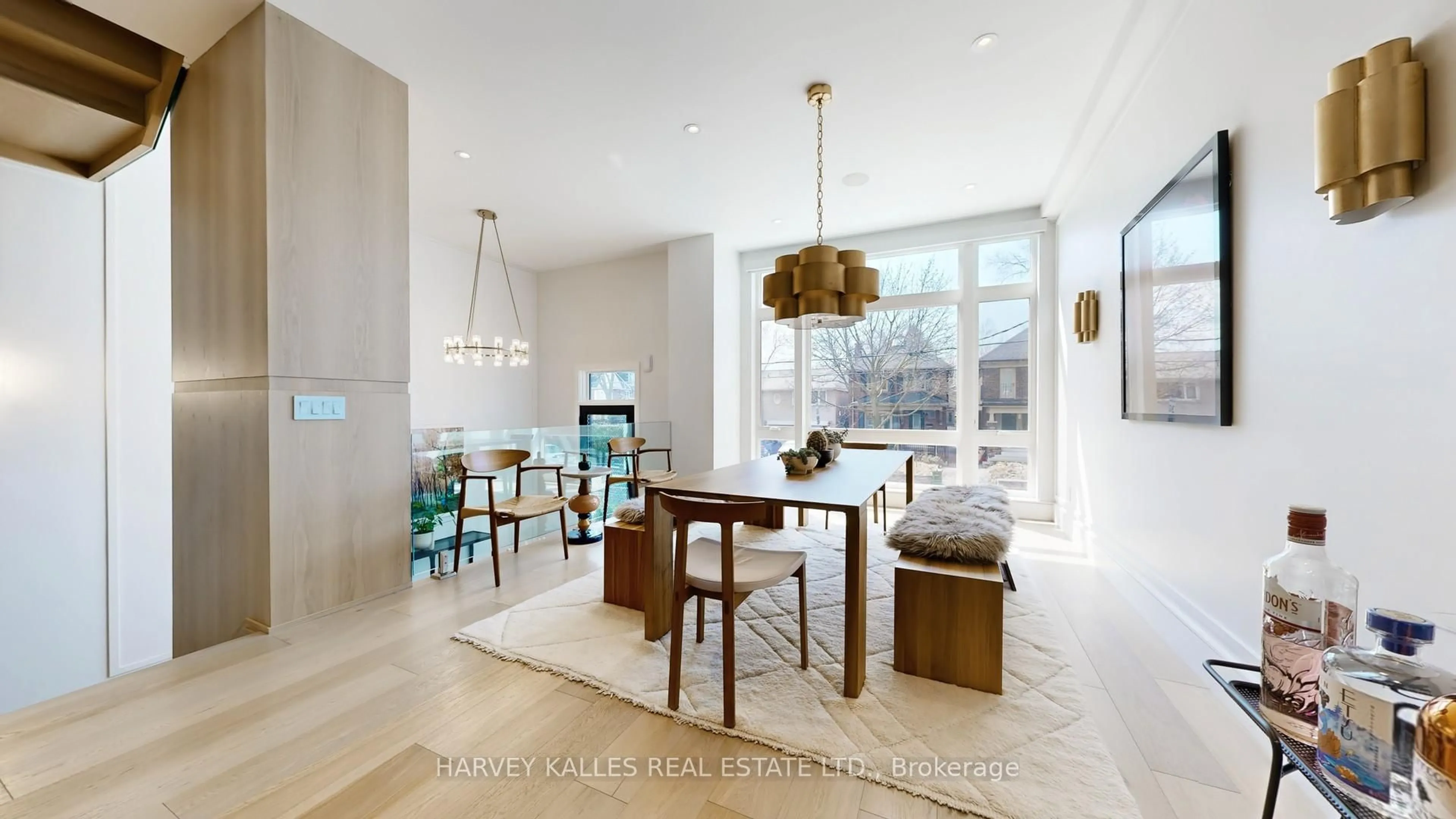 Dining room, unknown for 313 Rosewell Ave, Toronto Ontario M4R 2B1