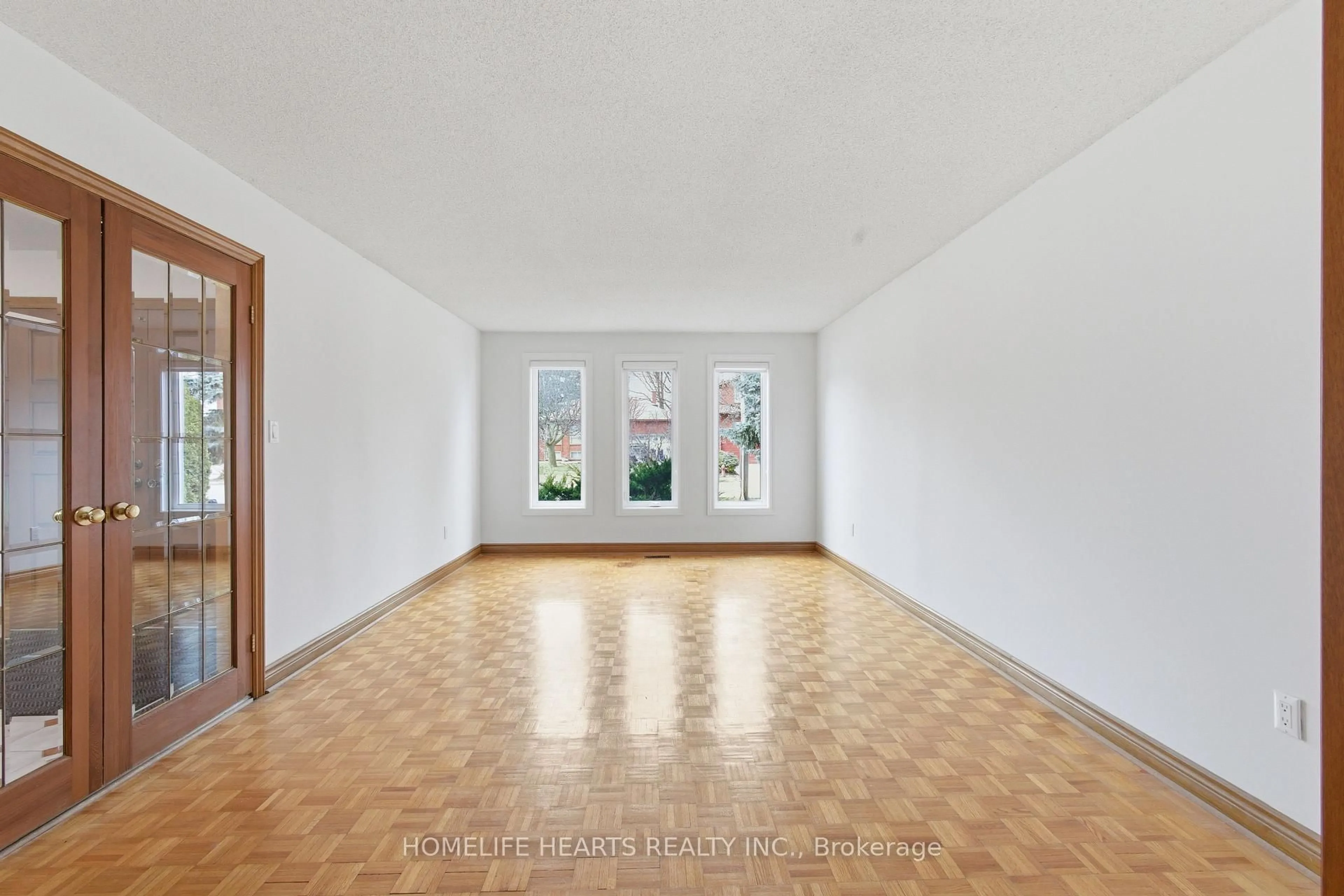 A pic of a room for 107 Pemberton Ave, Toronto Ontario M2M 1Y4