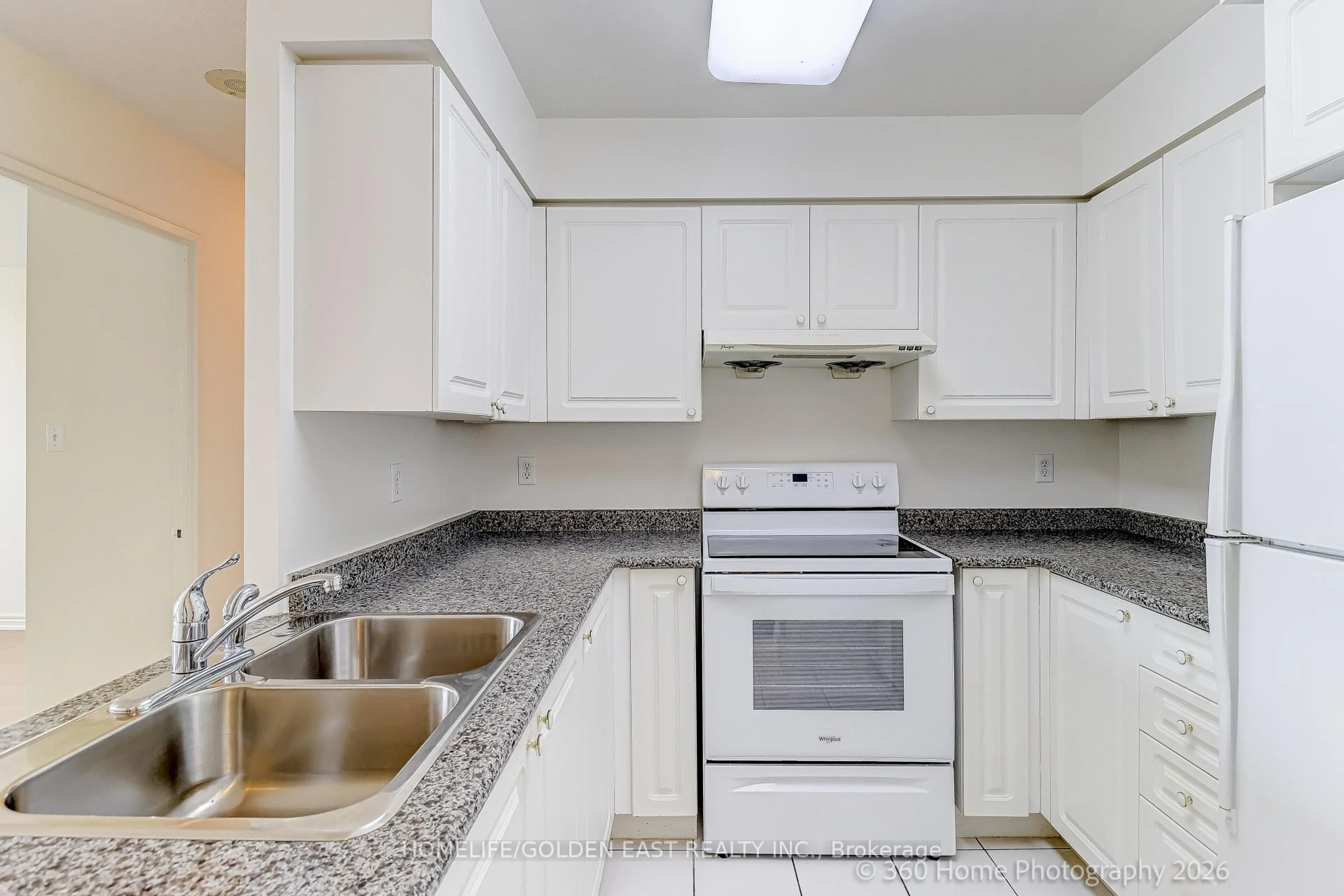 Standard kitchen, unknown for 28 Empress Ave #2205, Toronto Ontario M2N 6Z7
