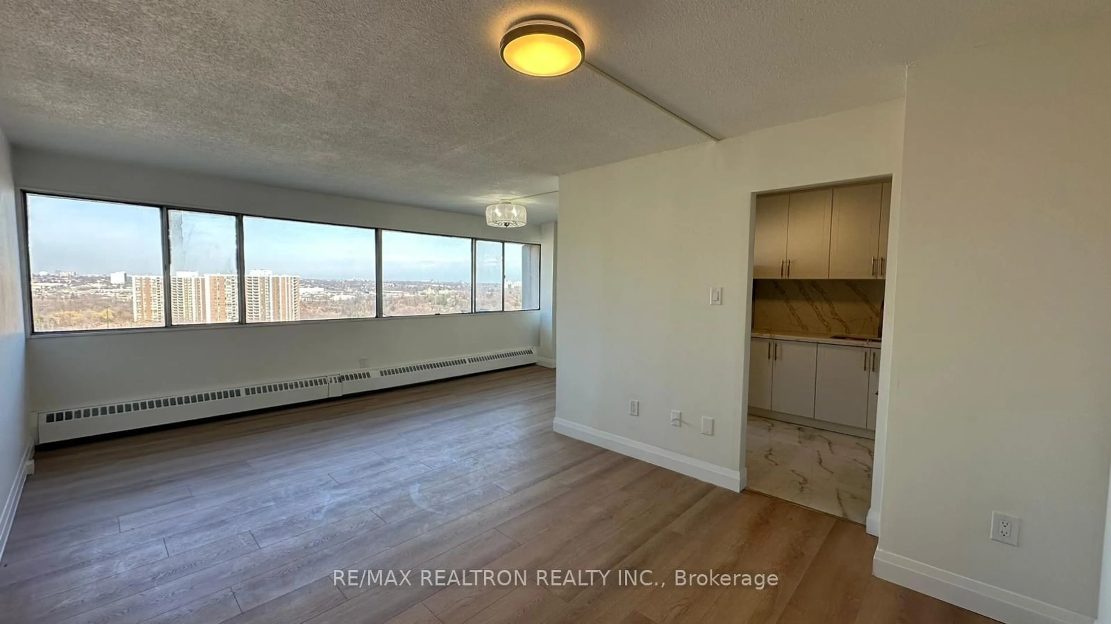 A pic of a room for 10 Sunny Glwy #2101, Toronto Ontario M3C 2Z3