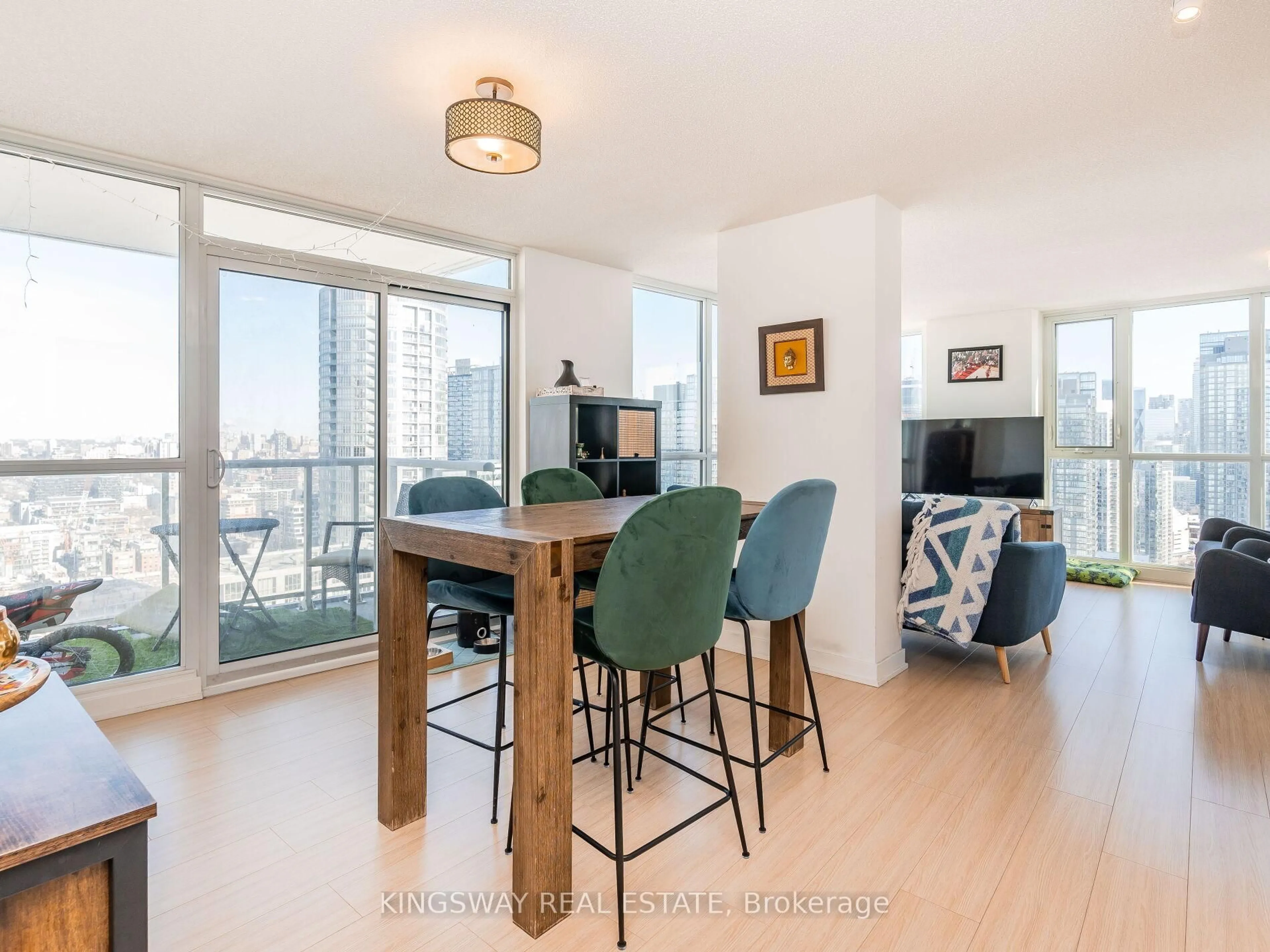 Living room with furniture, wood/laminate floor for 75 Queens Wharf Rd #4001, Toronto Ontario M5V 0J8