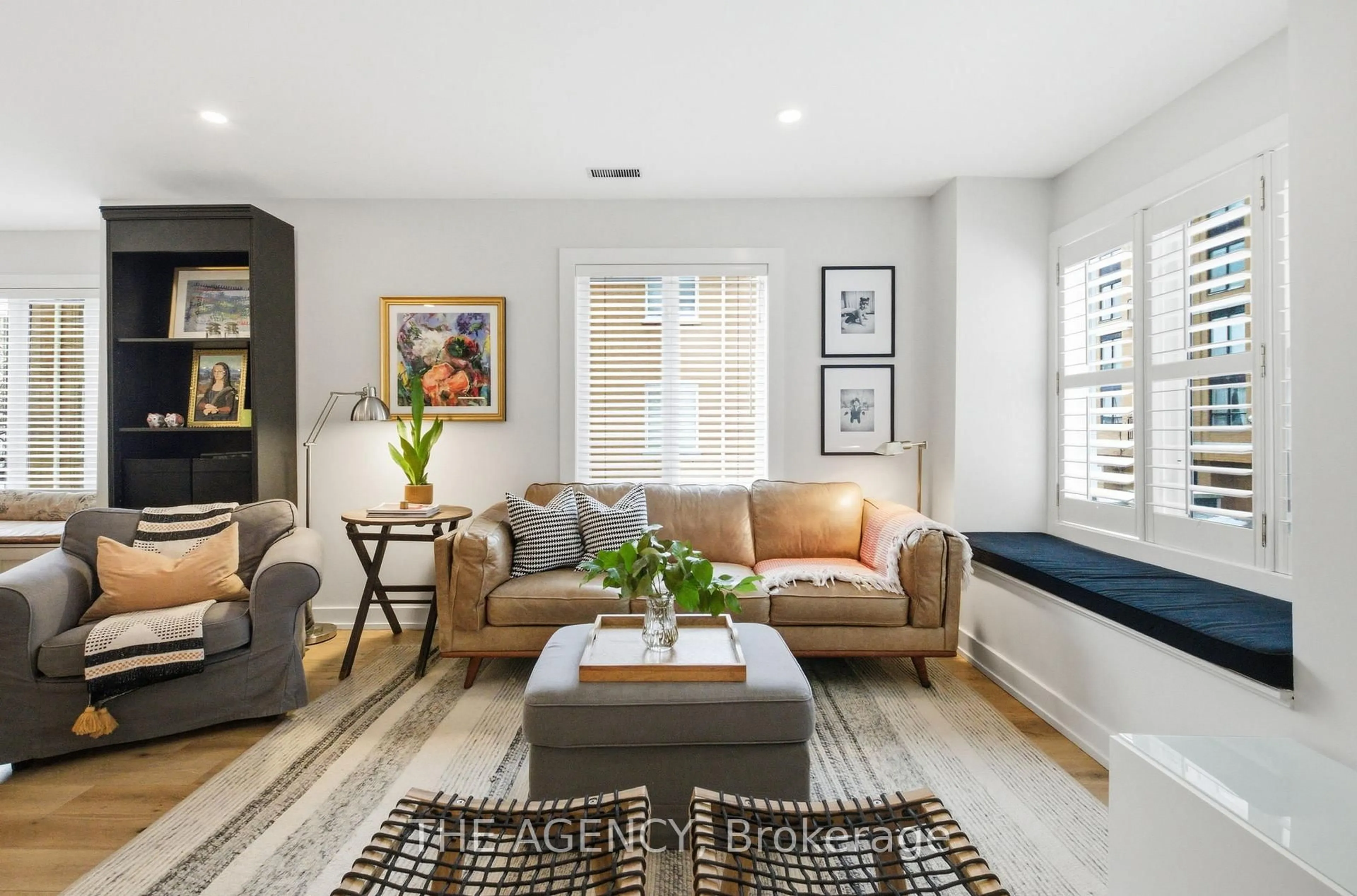 Living room with furniture, unknown for 208 Niagara St #26, Toronto Ontario M6J 3W5