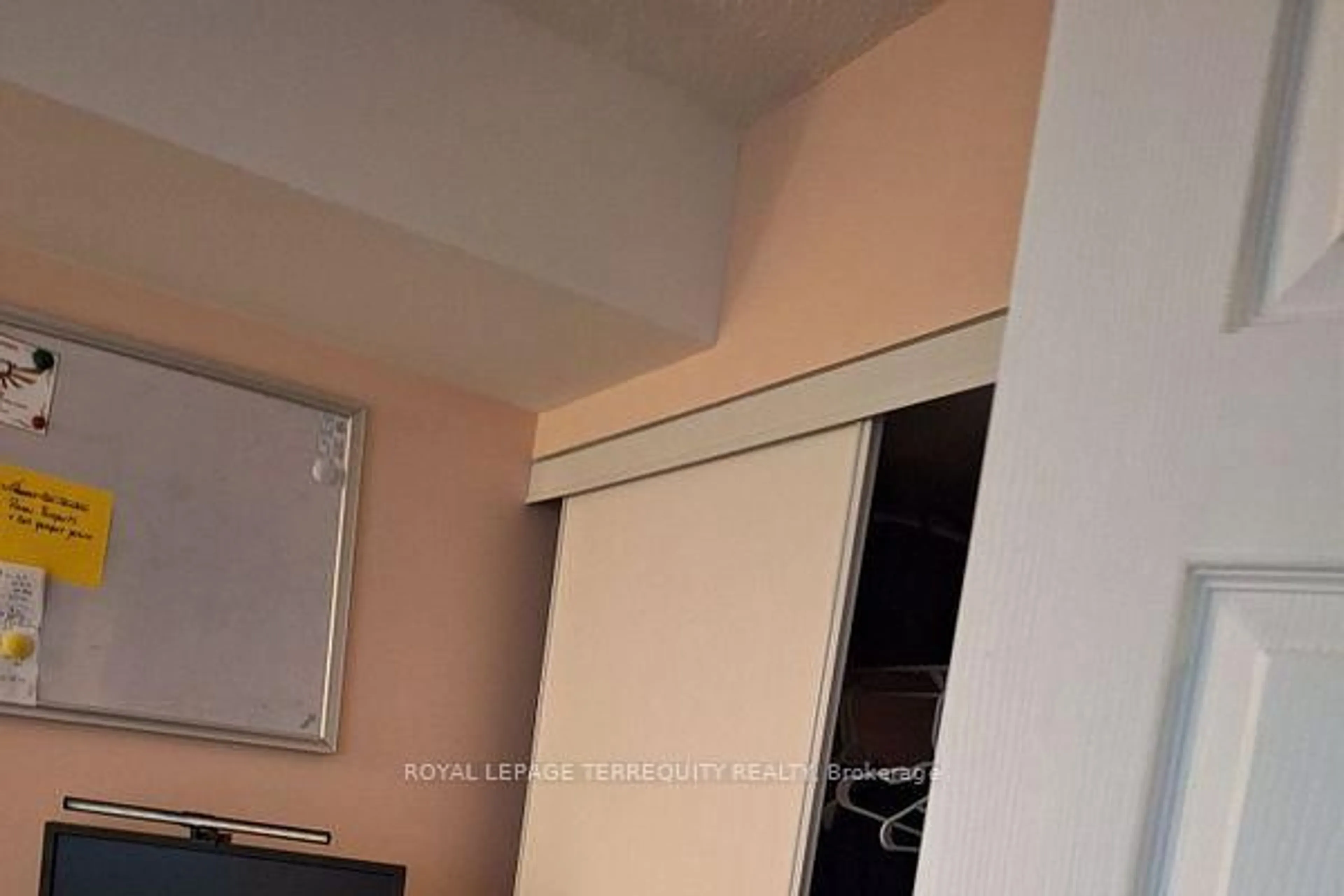 A pic of a room for 153 Beecroft Rd #515, Toronto Ontario M2N 7C5